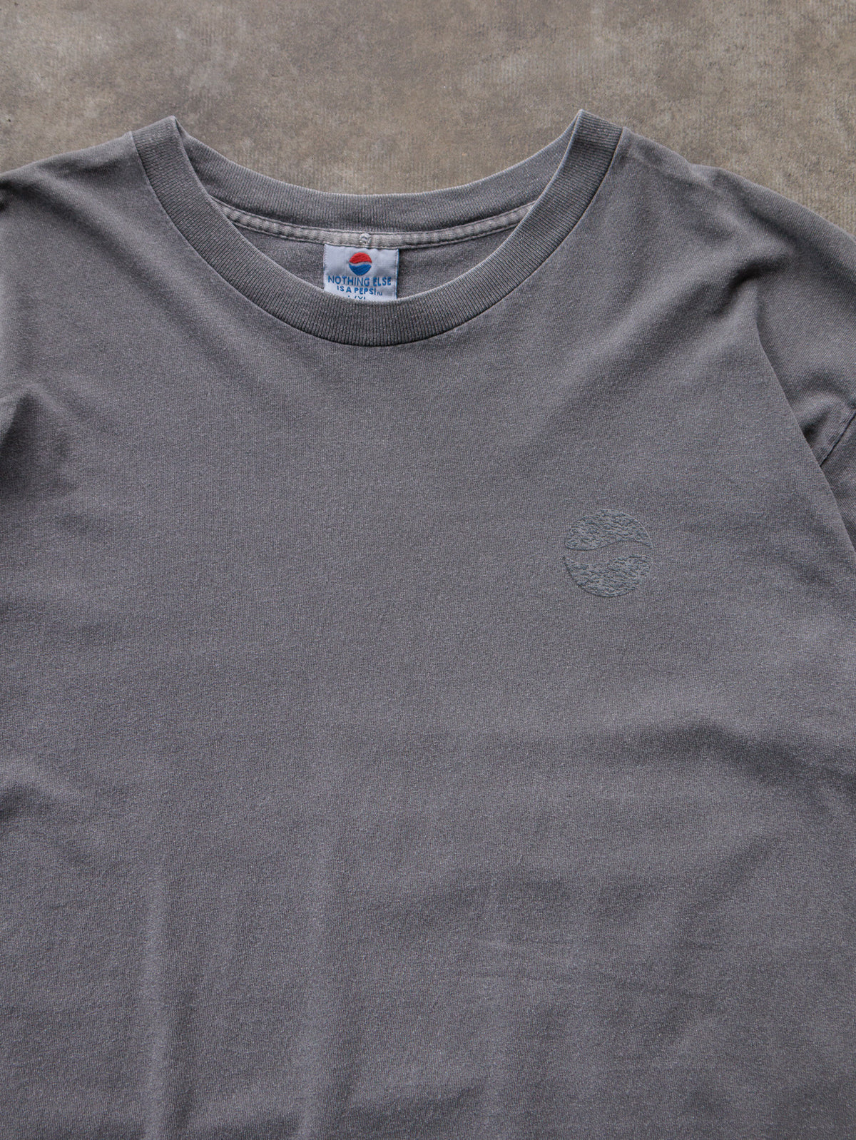 Vintage 90s Grey Pepsi Tee (L)