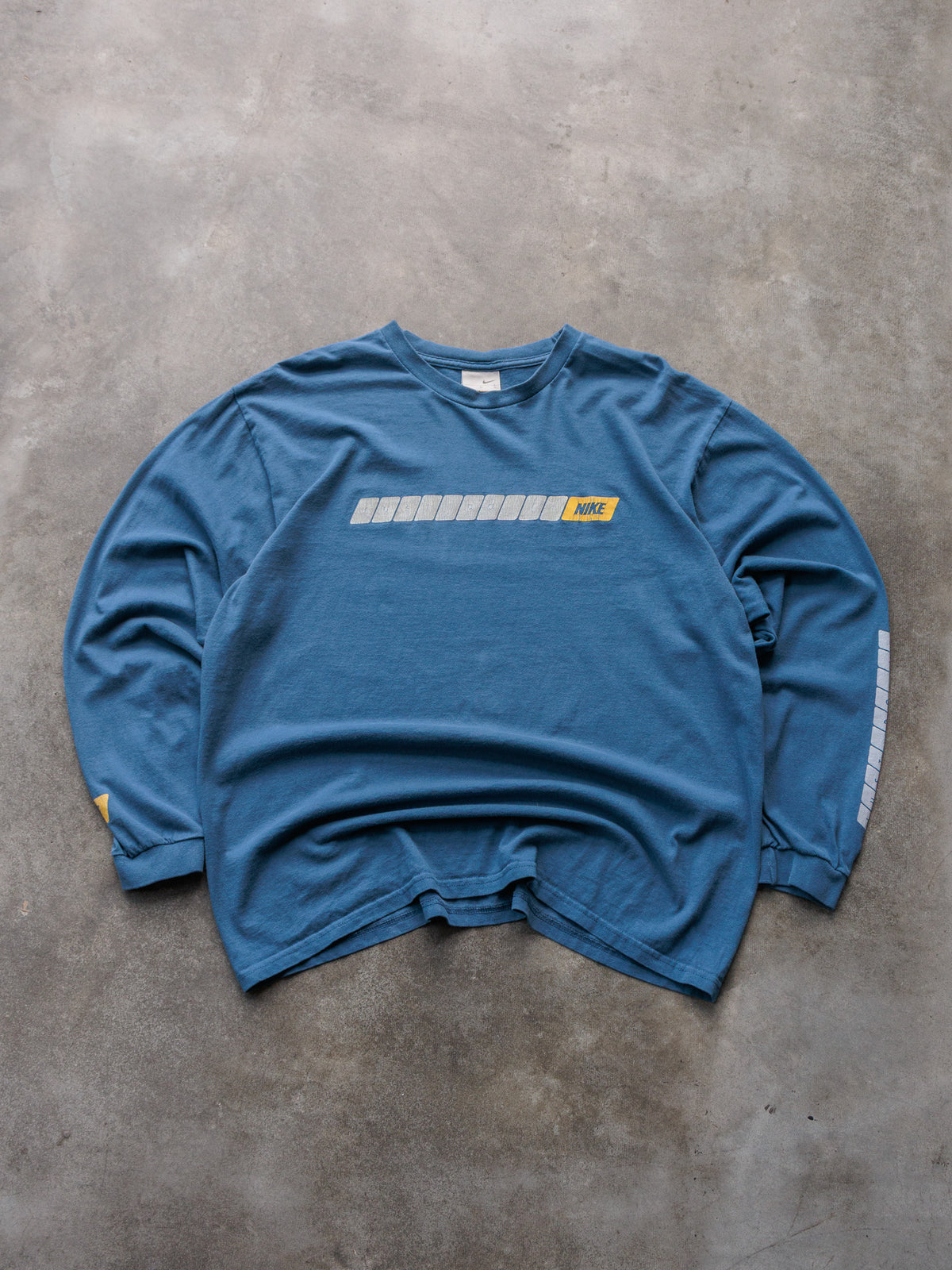 Vintage 90s Blue Nike Long Sleeve Tee (L)