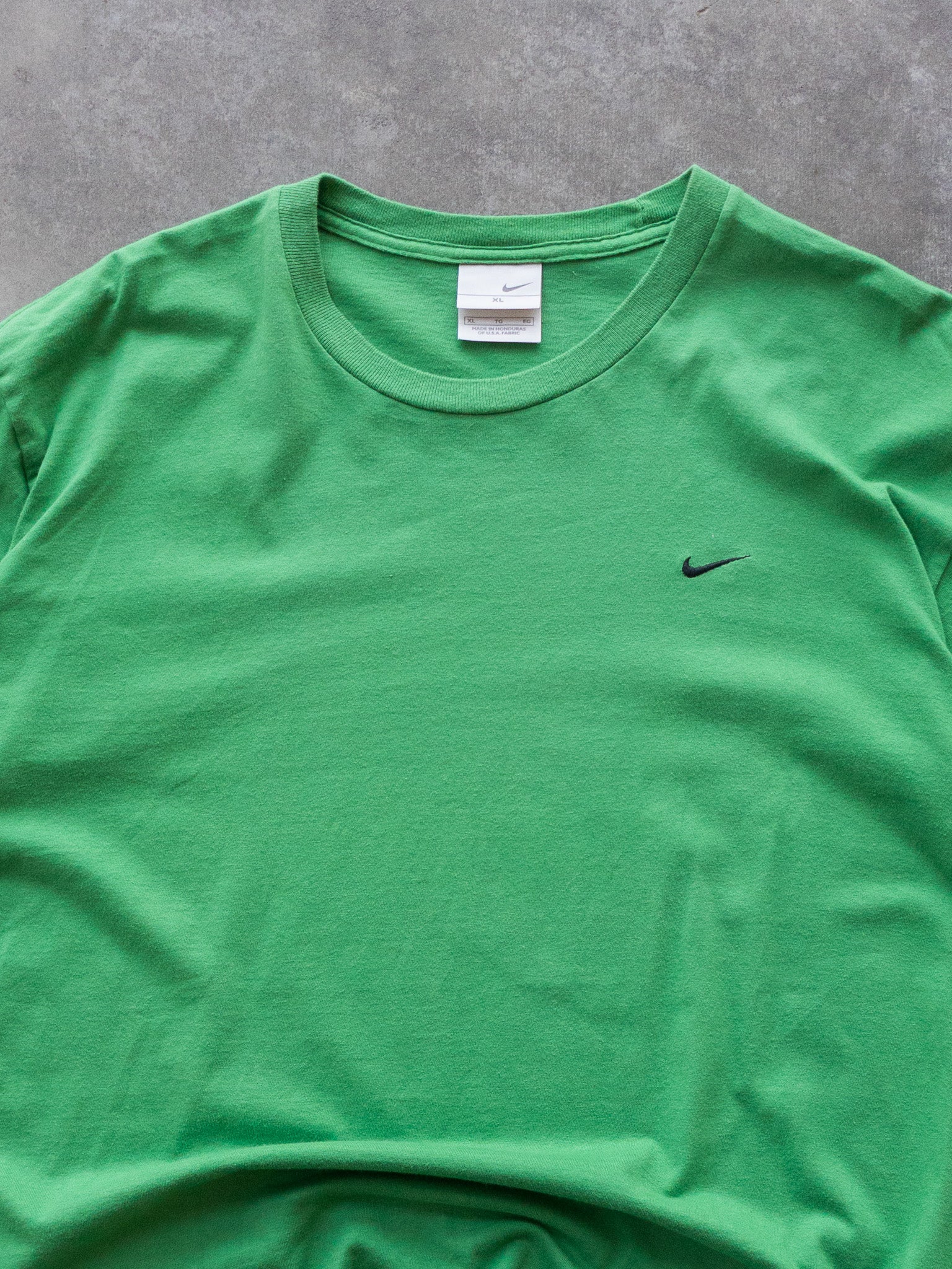 Vintage 00s Green Nike Swoosh Tee (XL)