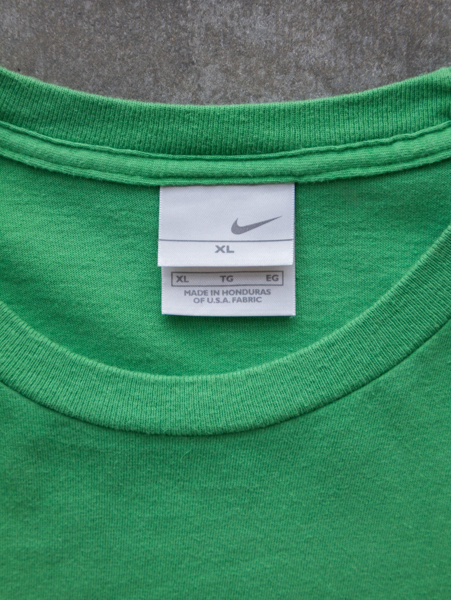 Vintage 00s Green Nike Swoosh Tee (XL)