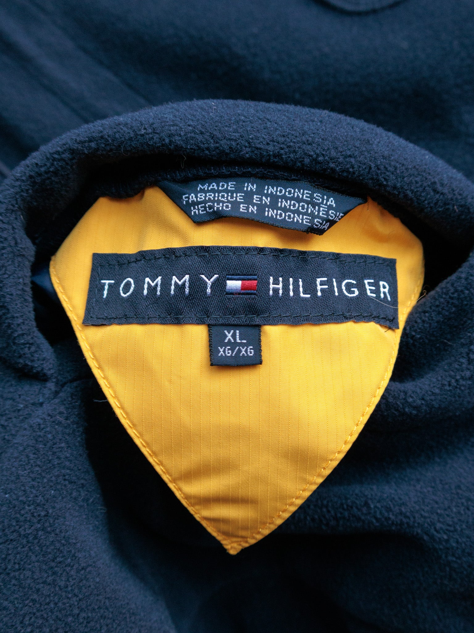 Vintage Navy & Yellow Tommy Hilfiger Reversible Fleece Jacket (XL)