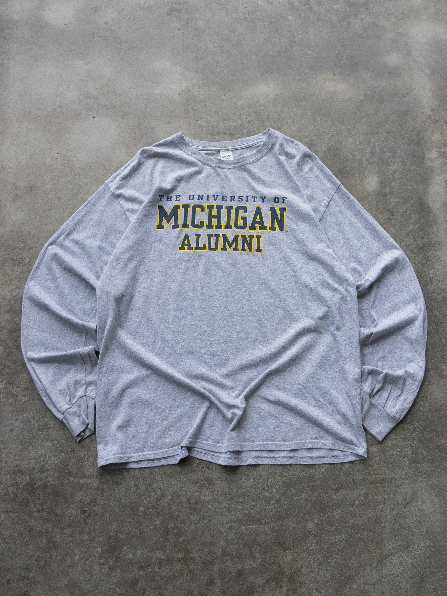 Vintage University of Michigan Alumni Long Sleeve (XL)