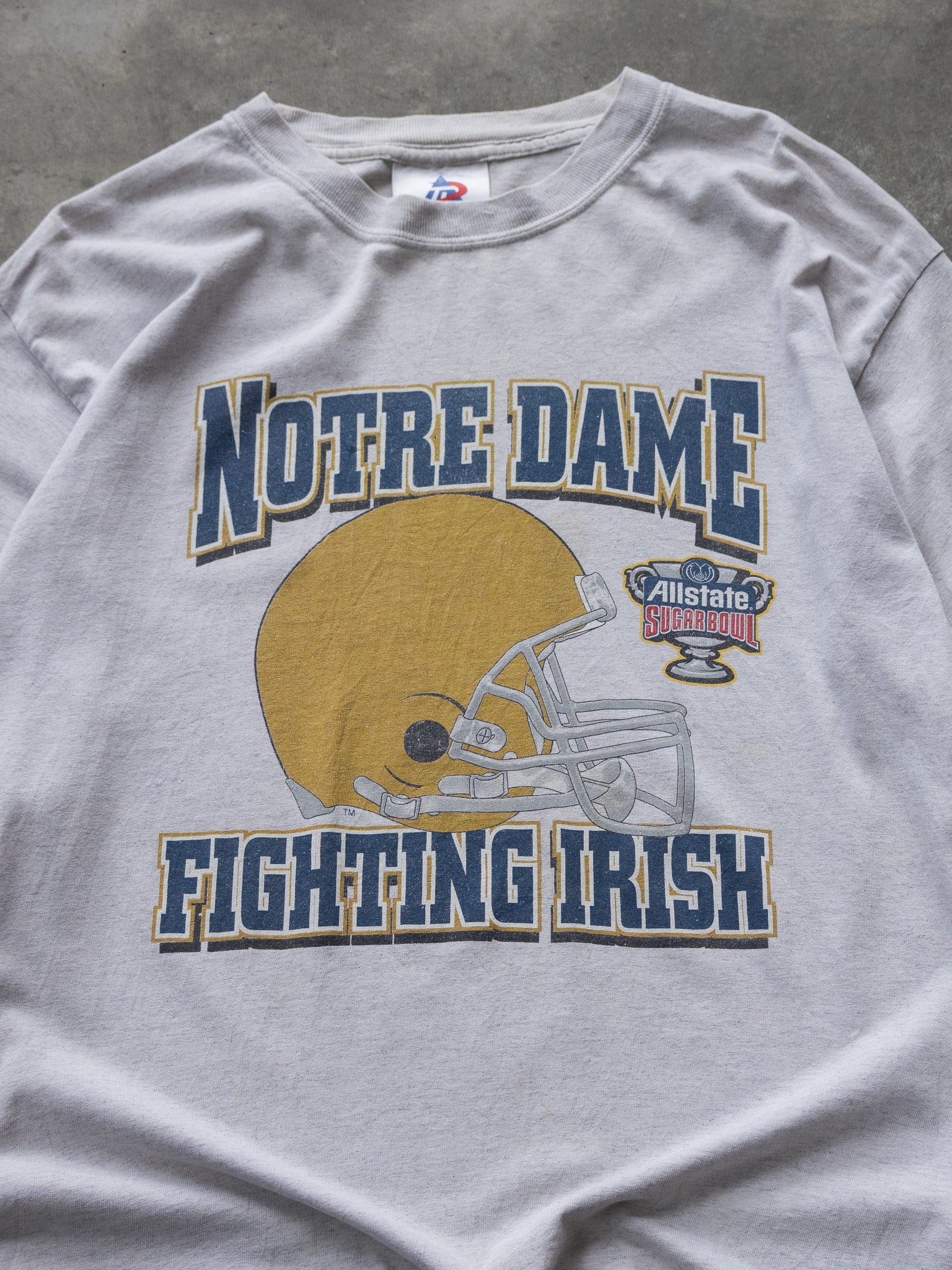 Vintage Notre Dame Fighting Irish Long Sleeve (L)