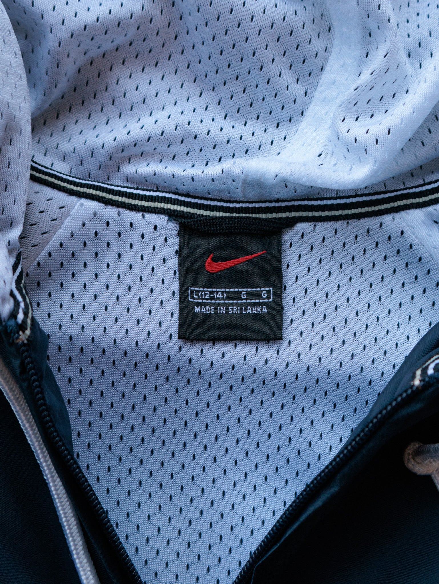 Vintage 90s Navy Nike Jacket (Women's L)