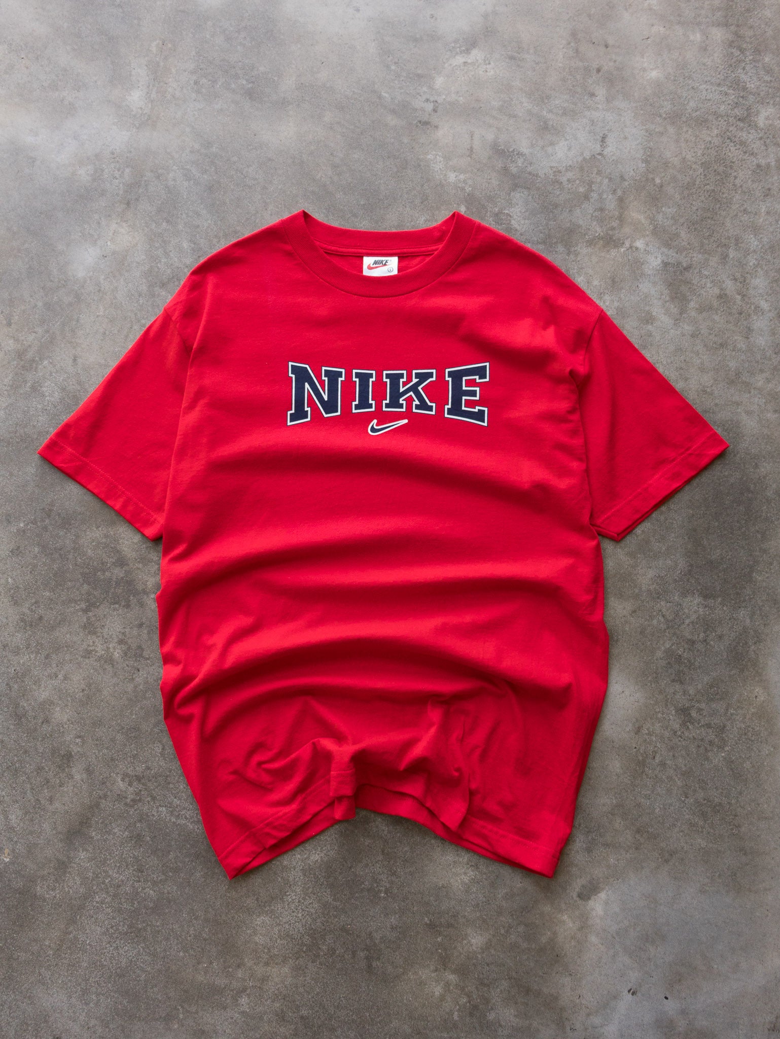 Vintage 90s Red Nike Spell Out Tee (L)