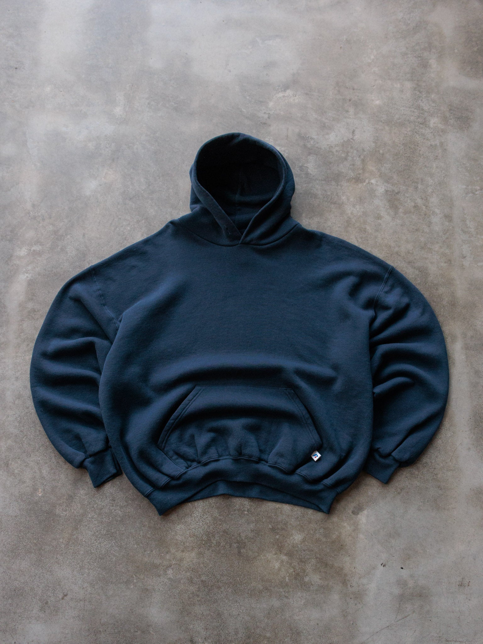 Vintage Navy Russell Athletic Hoodie (2XL)