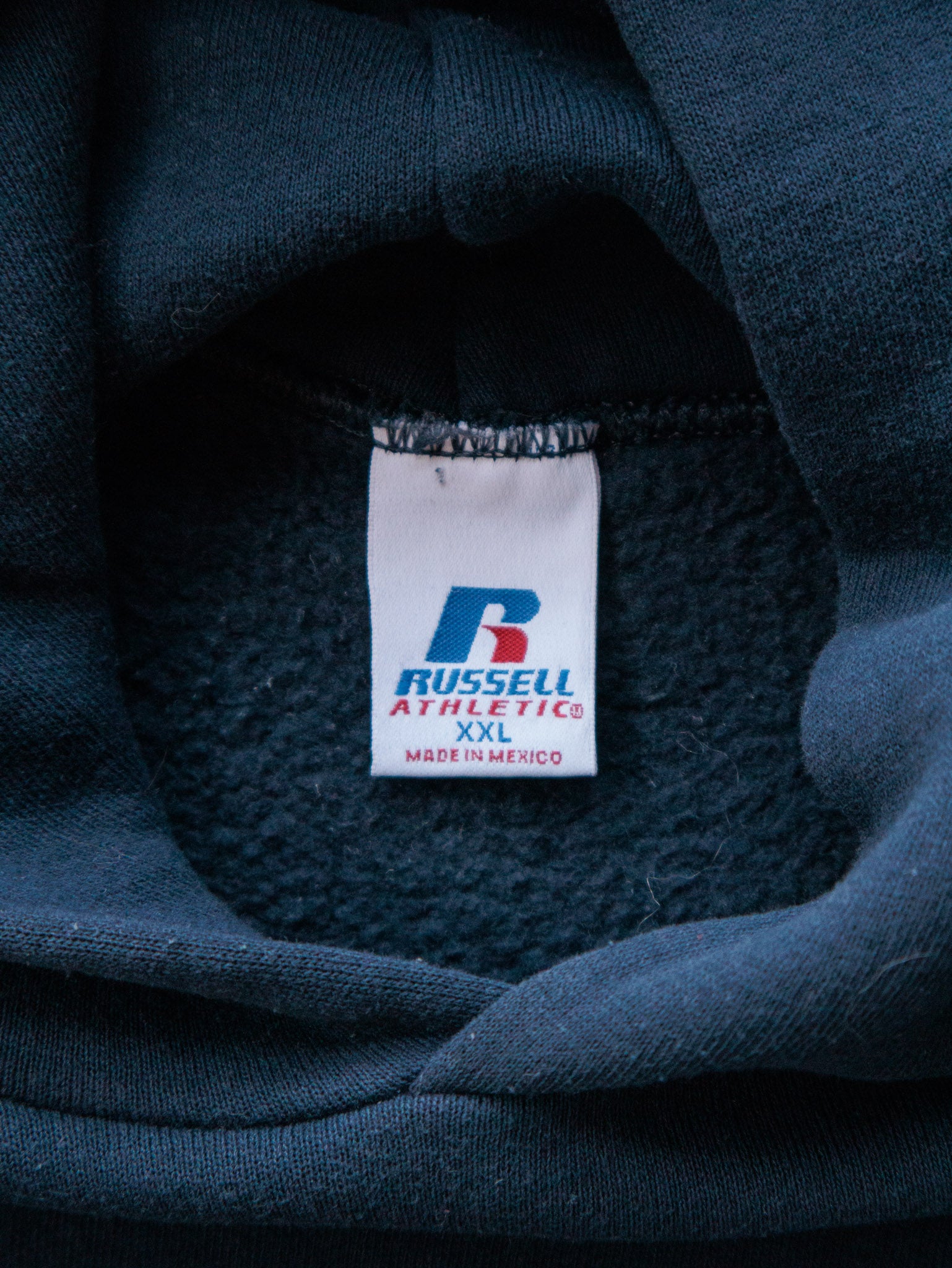 Vintage Navy Russell Athletic Hoodie (2XL)