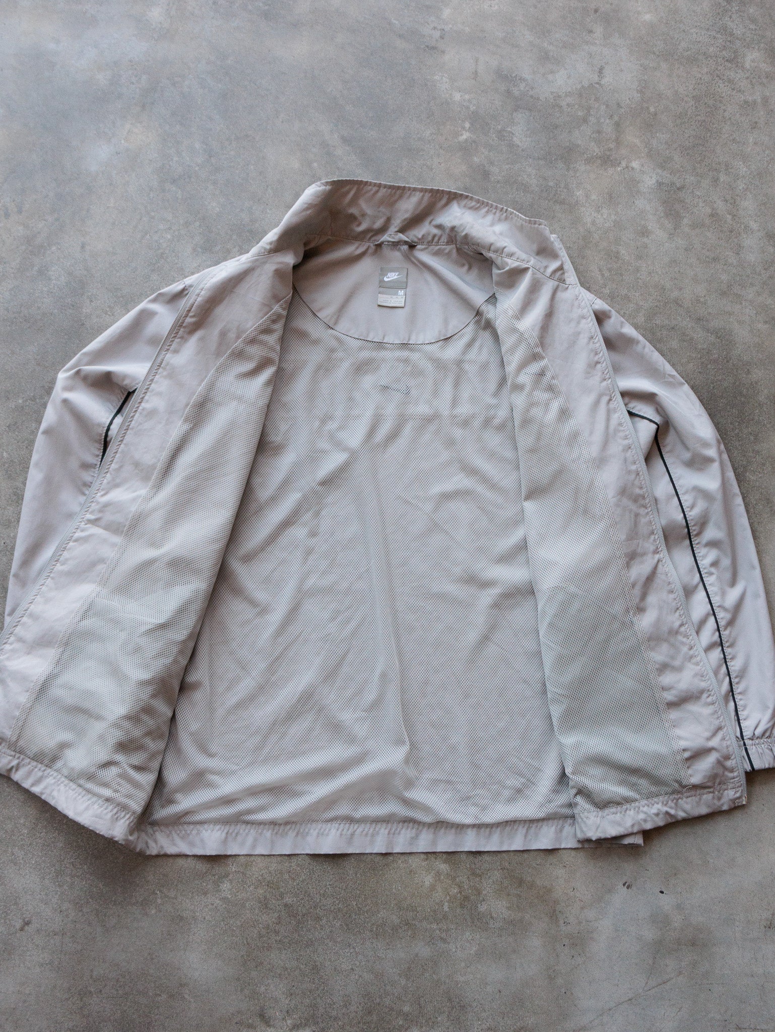 Vintage 00s Grey Nike Jacket (M)