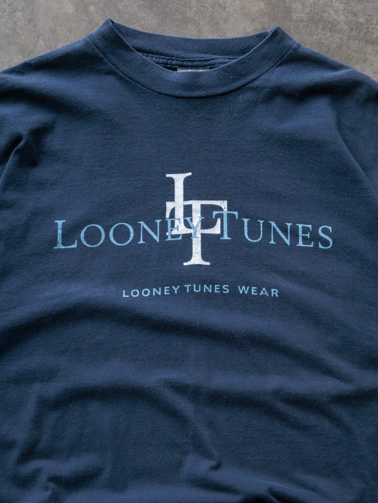 Vintage 90s Navy Looney Tunes Character Tee (XL)