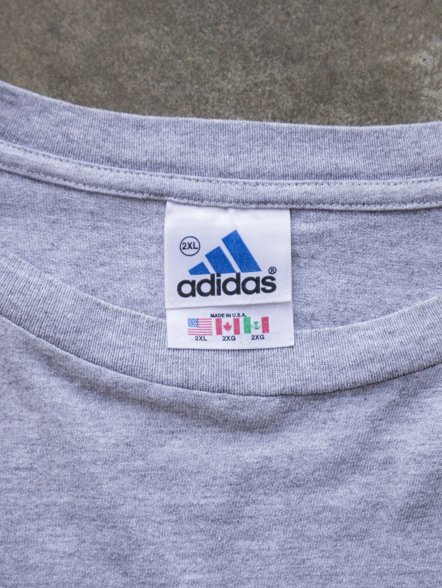 Vintage 90s Grey Adidas Graphic Tee (2XL)