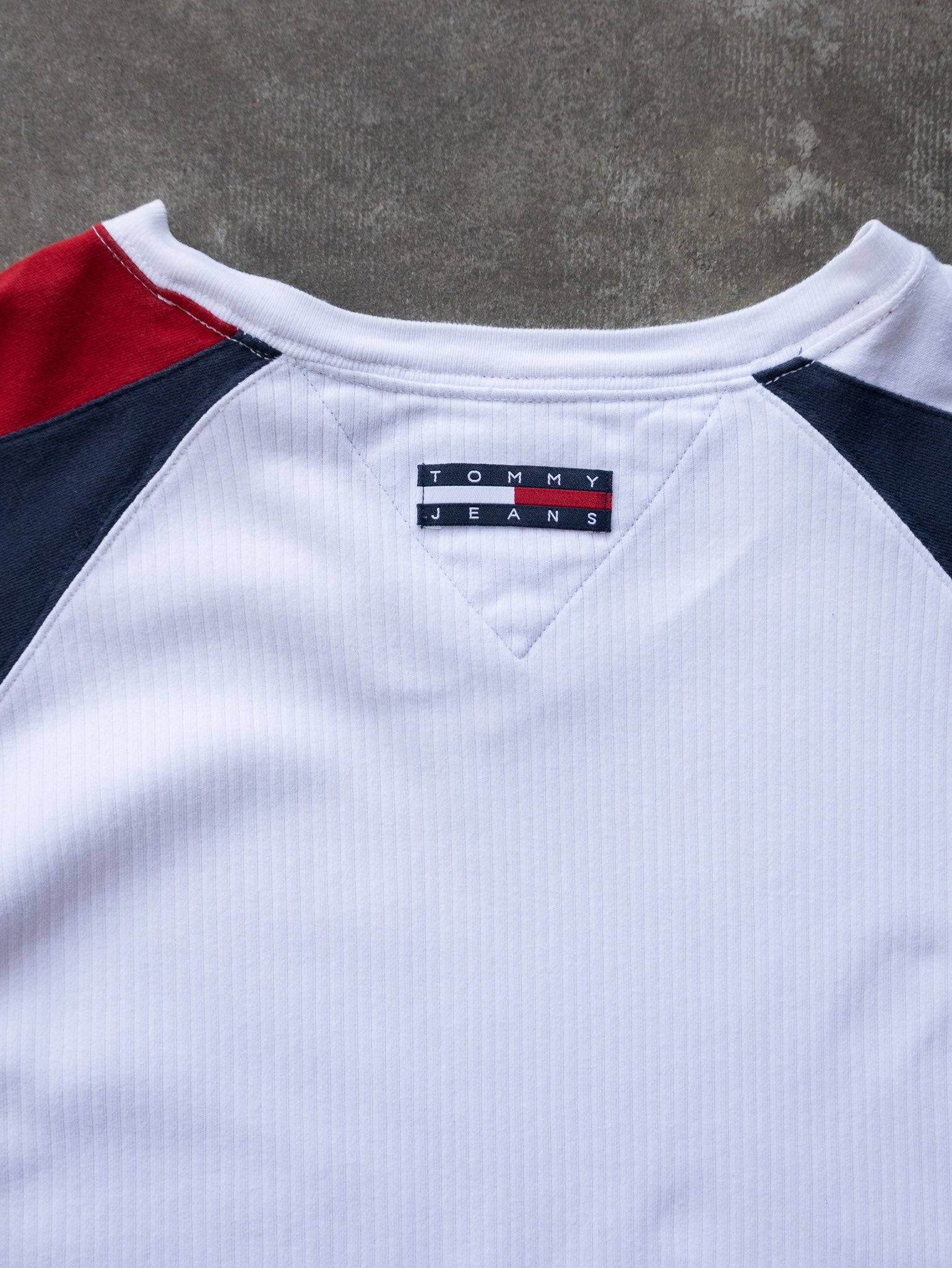 Vintage 90s White Ribbed Tommy Jeans Raglan Tee (L)