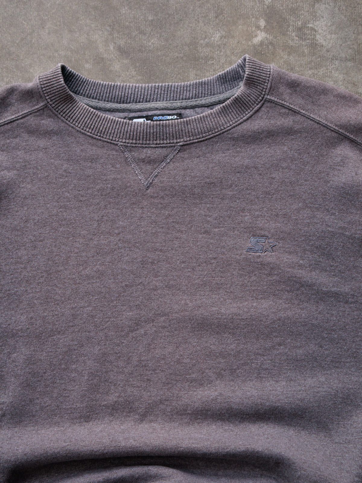 Vintage 00s Grey Starter Sweatshirt (XL)