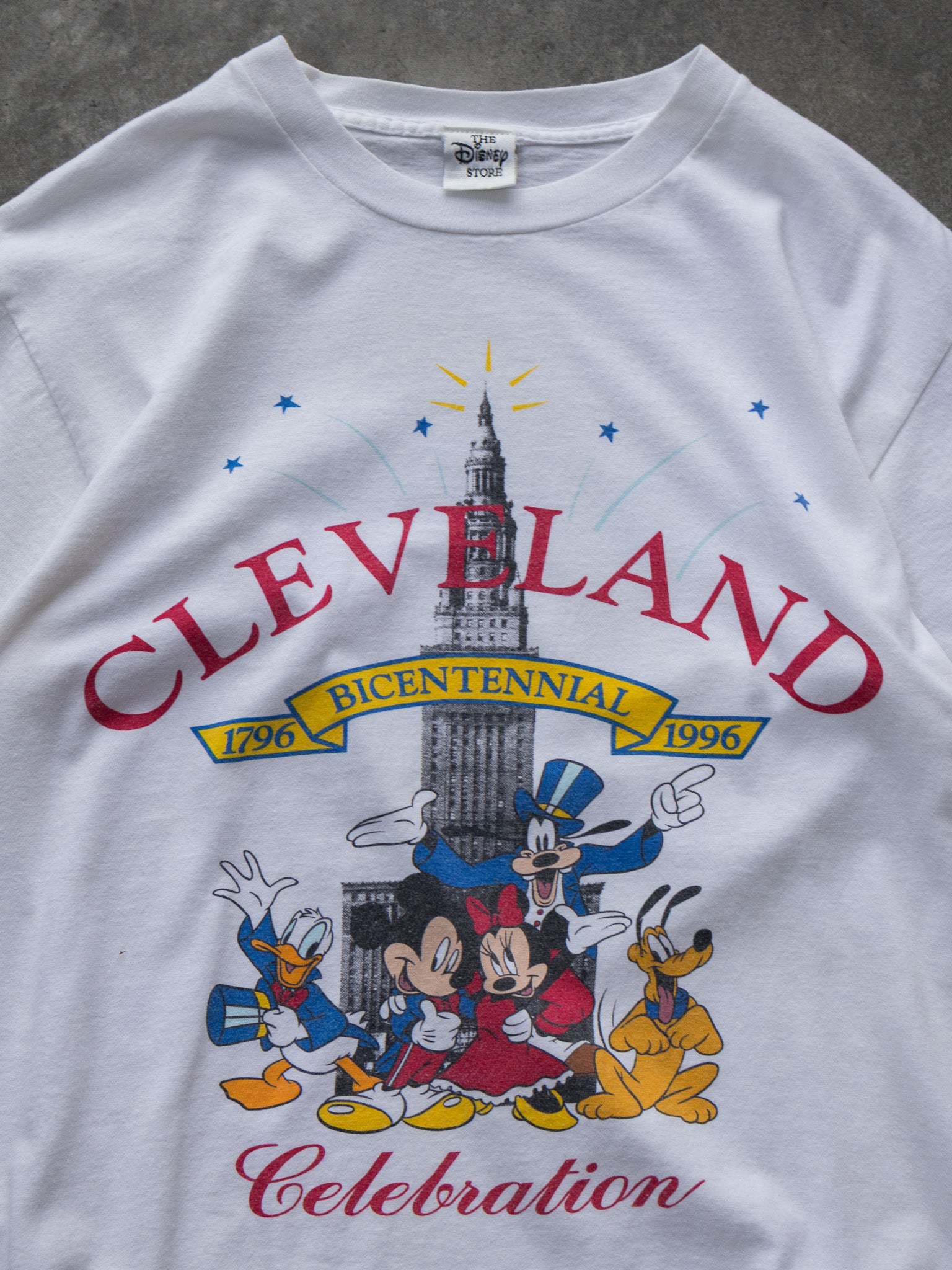 Vintage 1996 White Disney Cleveland Celebration Tee (XL)