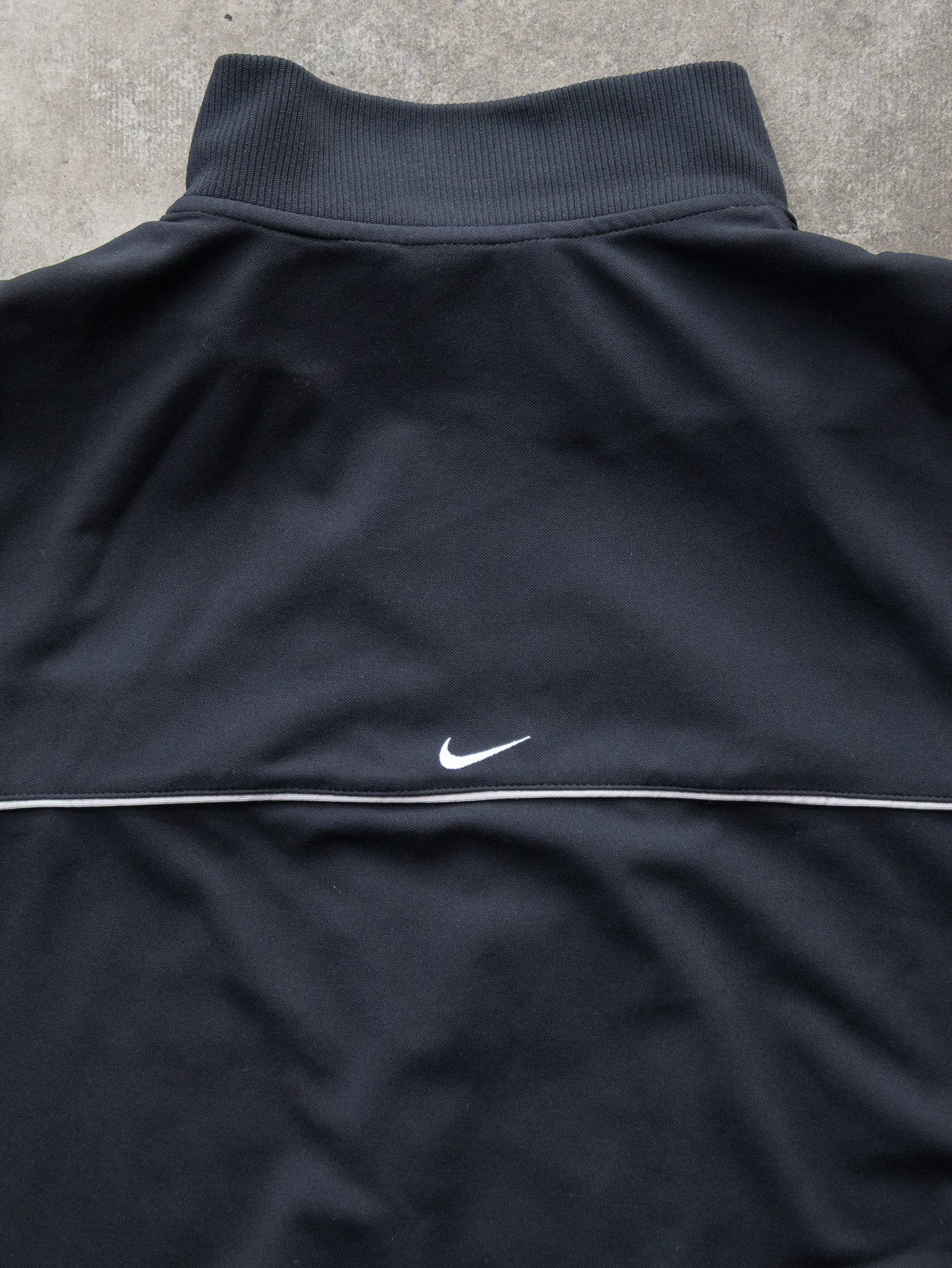 Vintage 00s Black & White Nike Track Jacket (L)