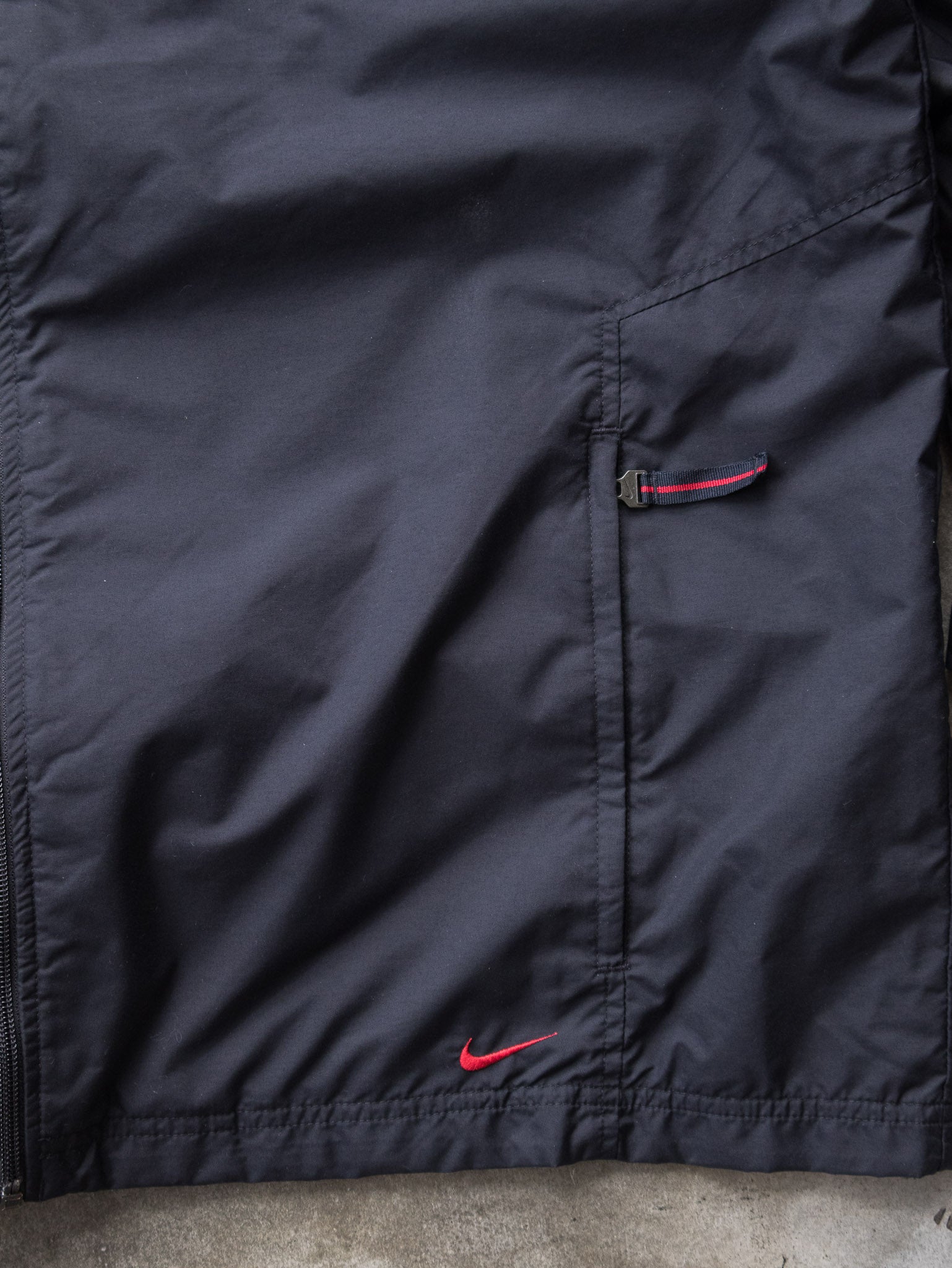 Vintage 00s Black & Grey Nike Windbreaker (2XL)