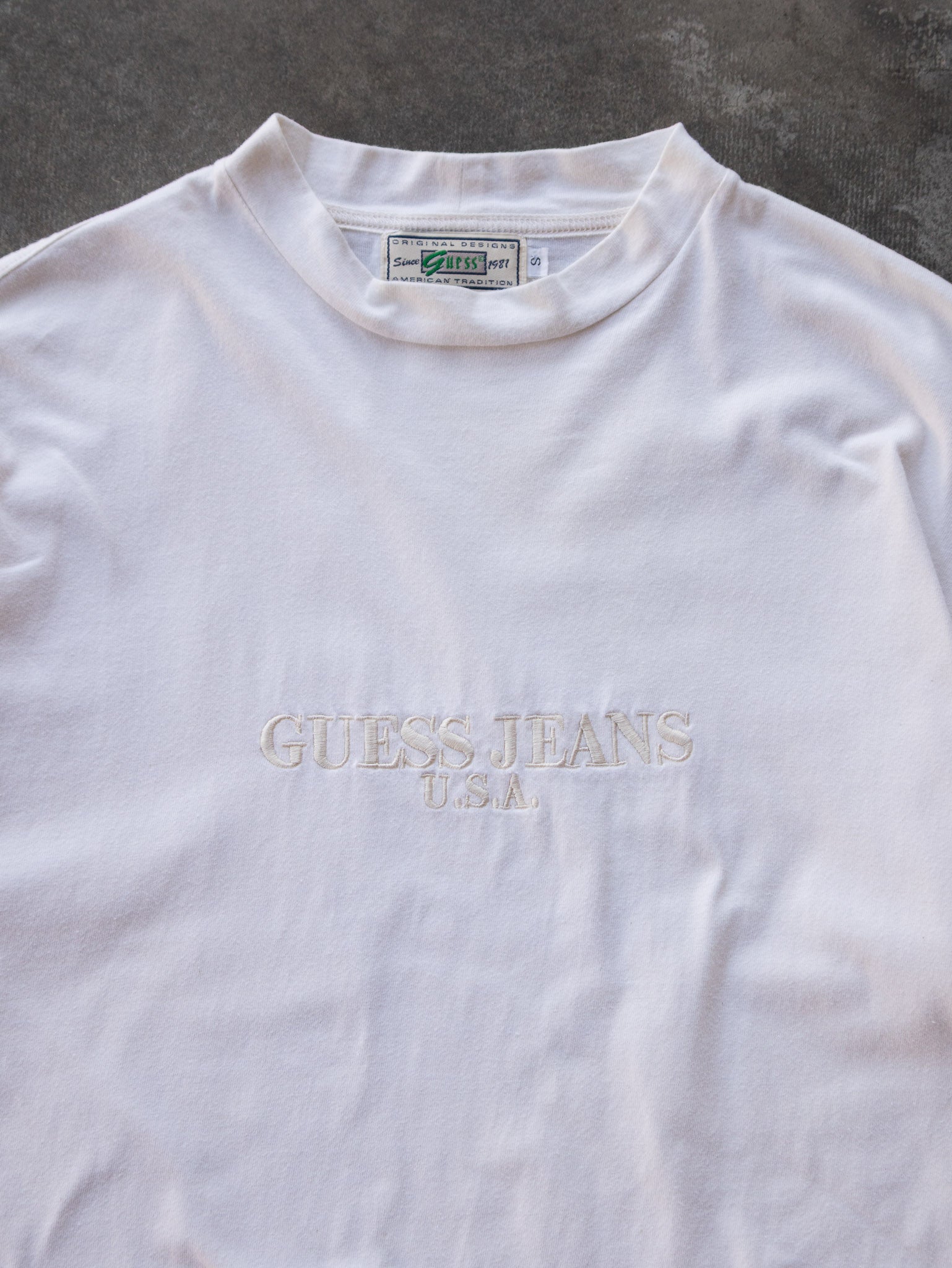 Vintage 90s Cream Guess Jeans U.S.A. Tee (S)