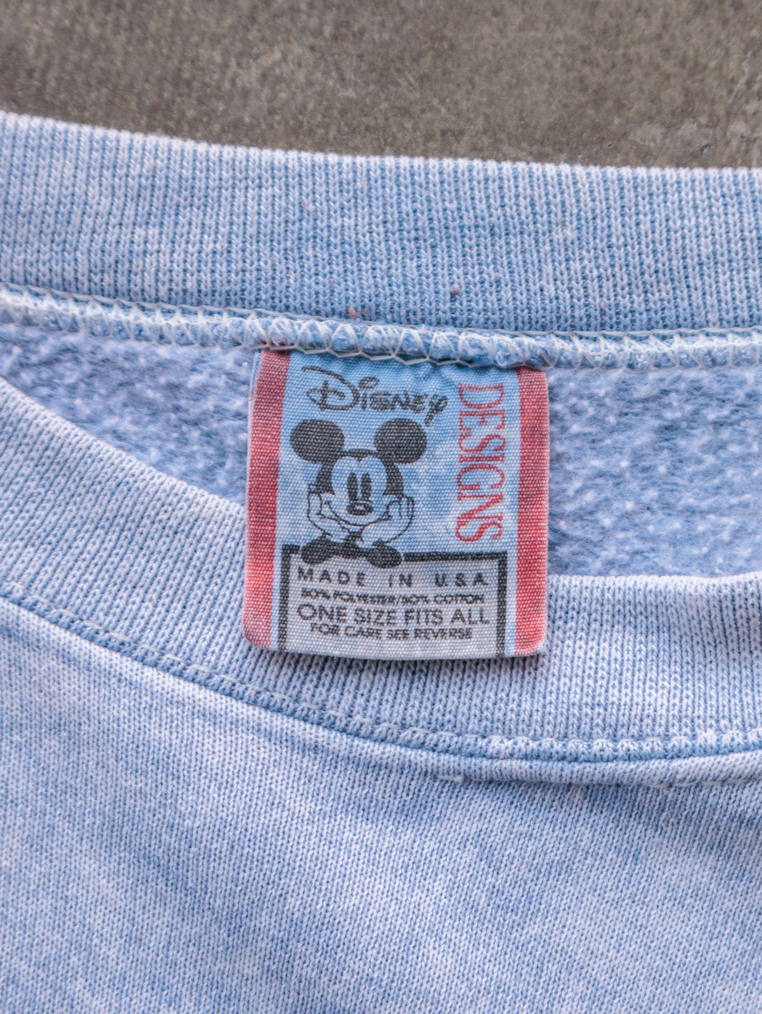 Vintage 90s Blue Disney Designs Disneyland Mickey Mouse Sweatshirt (One Size)