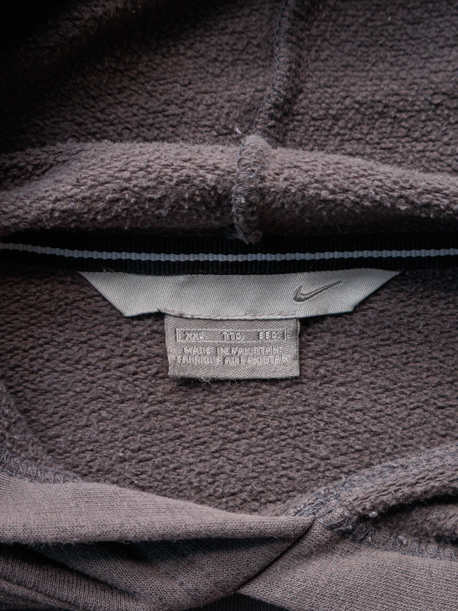 Vintage Grey Nike Hoodie (2XL)