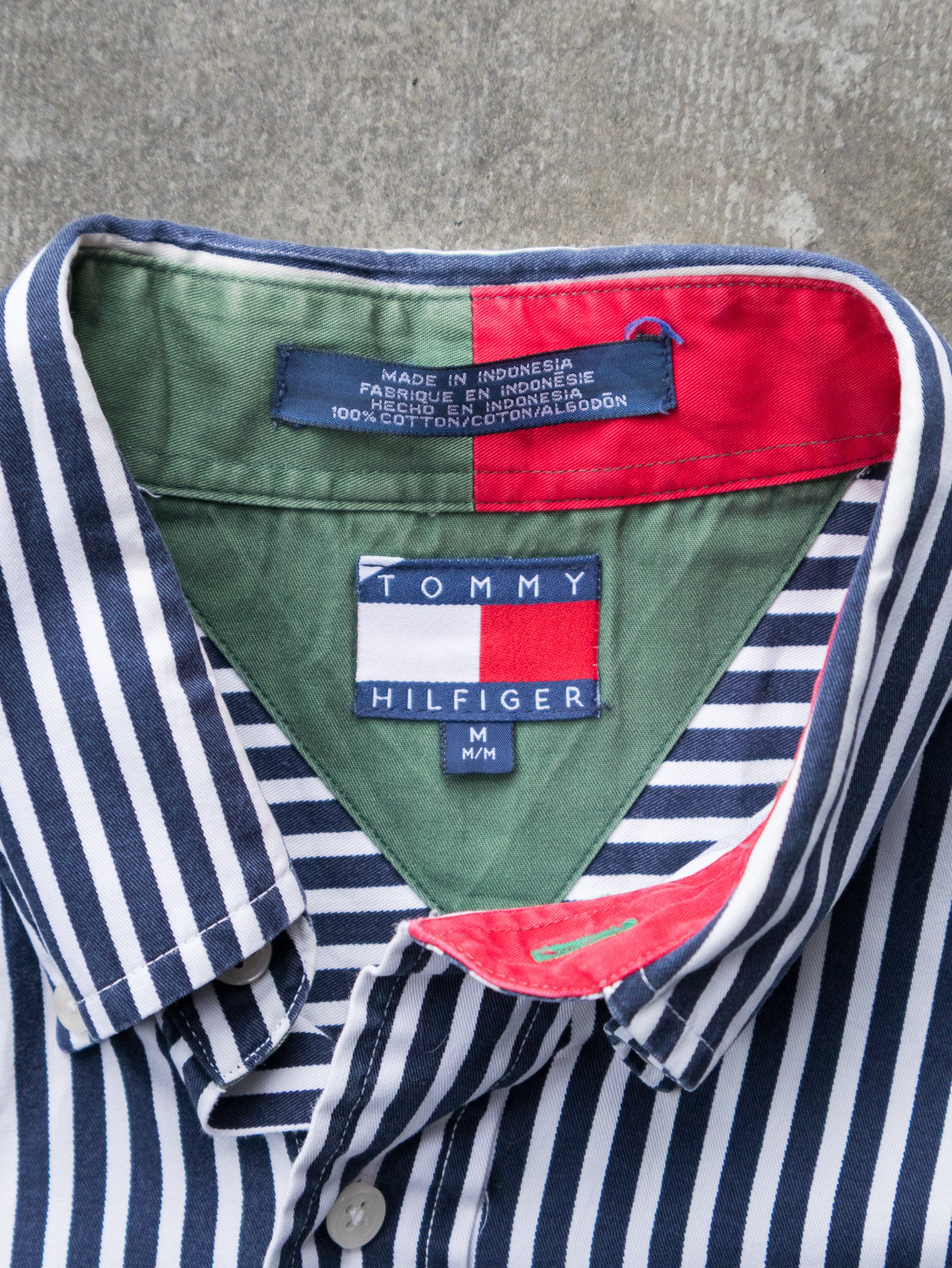 Vintage 90s Navy & White Tommy Hilfiger Striped Shirt (M)