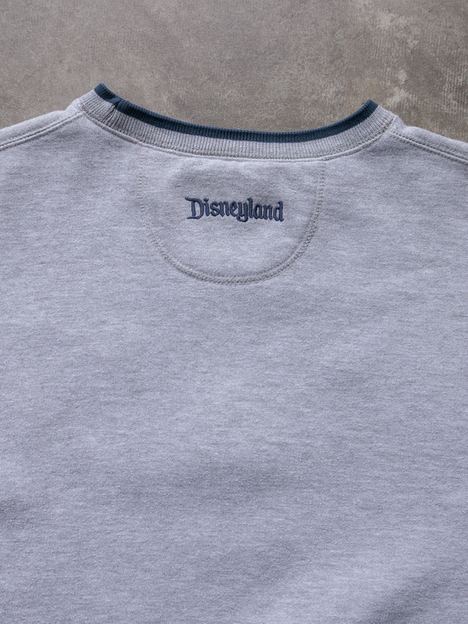 Vintage 00s Grey Disney Tigger Sweatshirt (S)