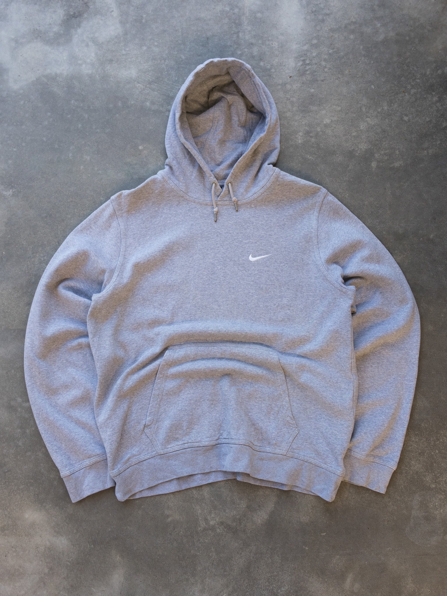 Vintage Grey Nike Hoodie (L)