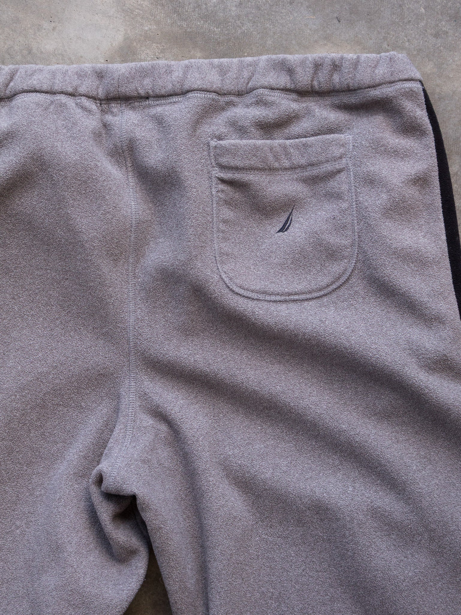 Vintage Grey Nautica Fleece Track Pants (2XL)