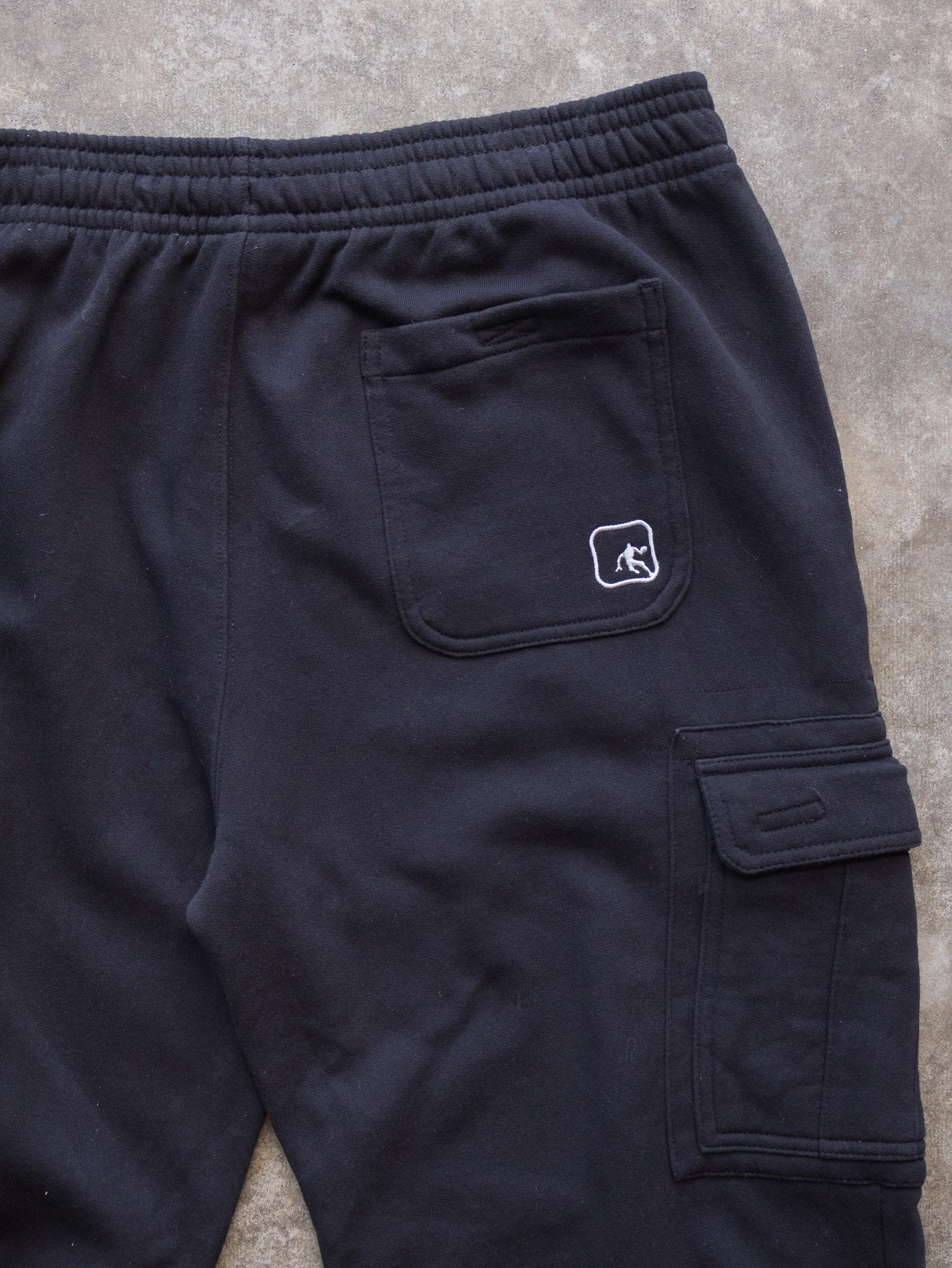 Vintage Black AND1 Cargo Sweatpants (XL)