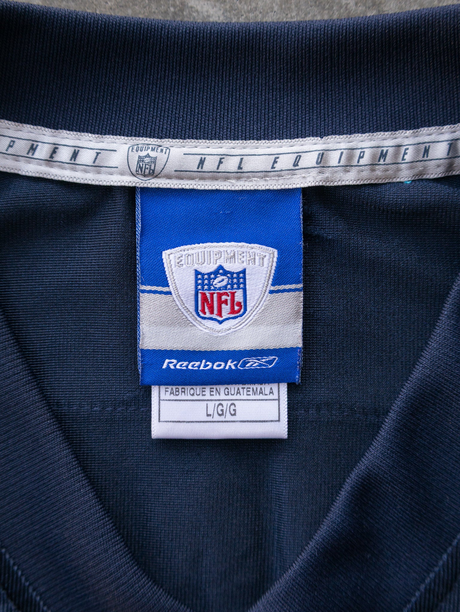 Vintage 00s Navy Reebok Chicago Bears Brian Urlacher NFL Jersey (L)