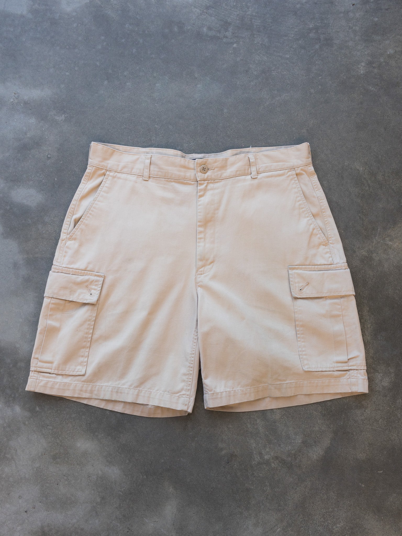 Vintage Beige Polo Ralph Lauren Cargo Shorts (W36)