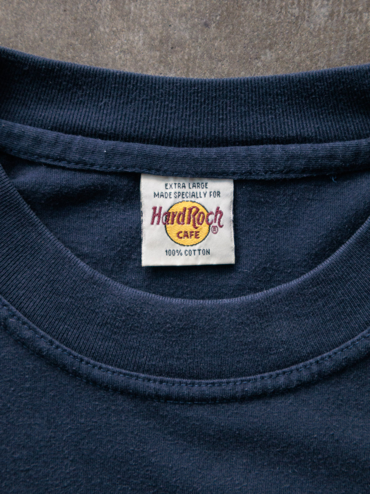 Vintage Navy Hard Rock Cafe Beijing Tee (XL)