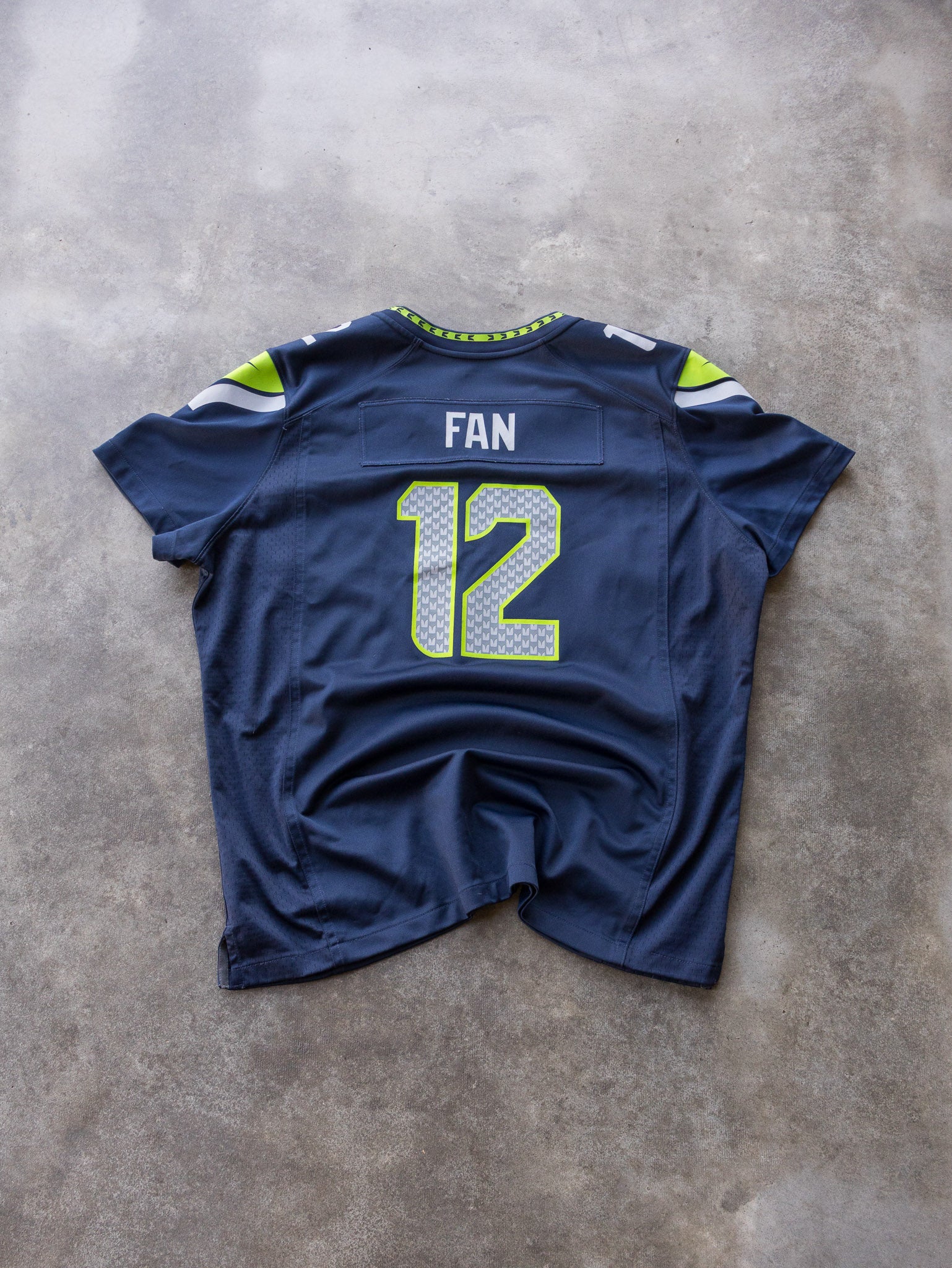 Nike Seattle Seahawks "12th Fan" NFL Jersey (Women's 2XL)