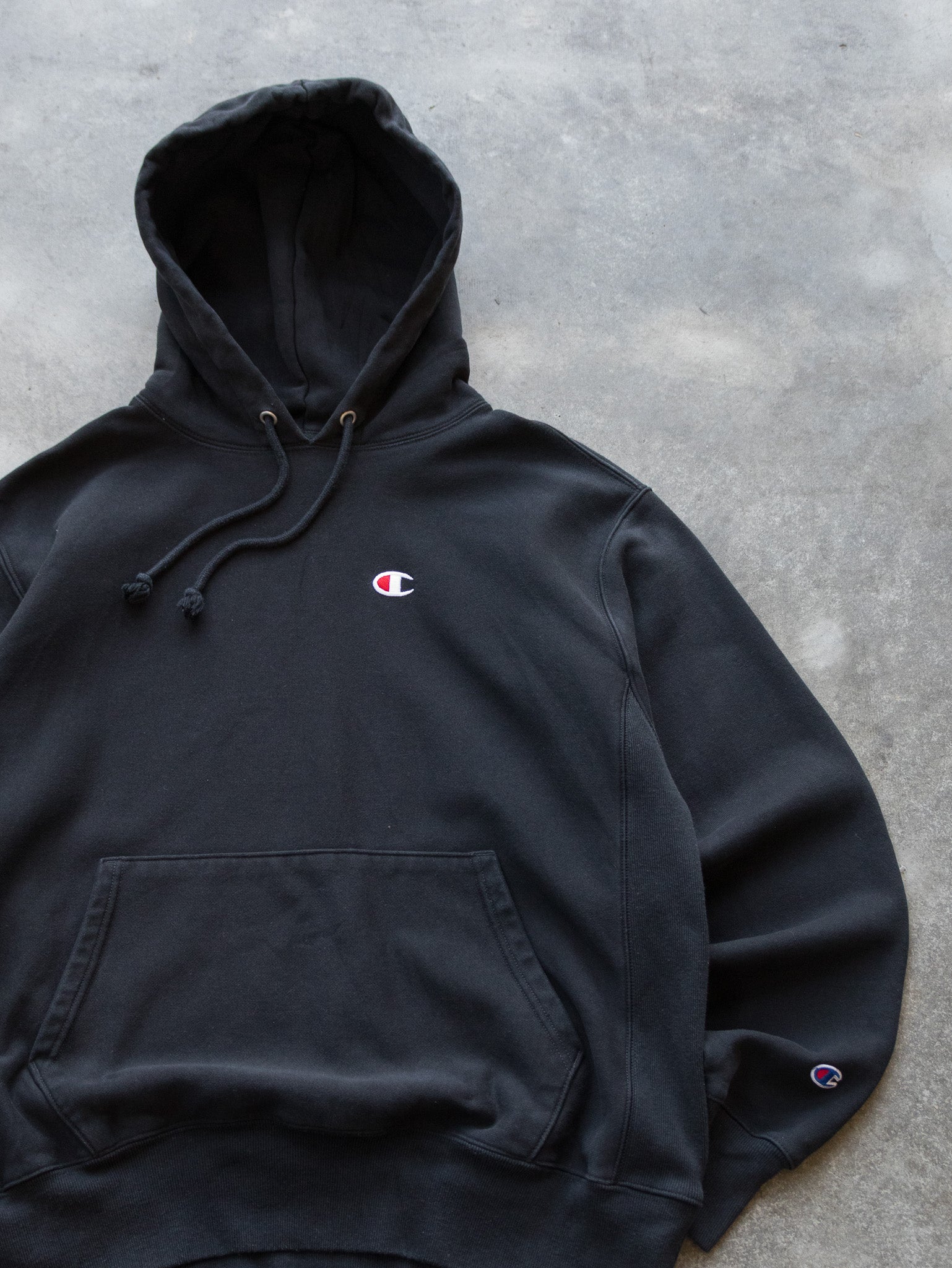 Vintage Black Champion Reverse Weave Hoodie (L)