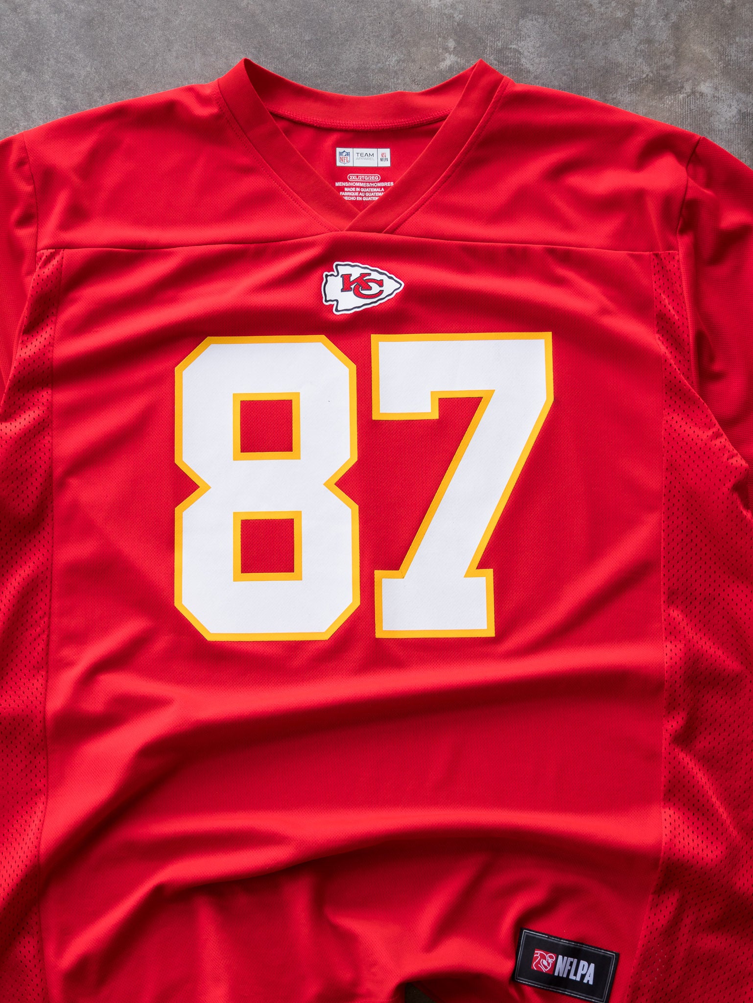 Red Travis Kelce Kansas City Chiefs NFL Jersey (2XL)
