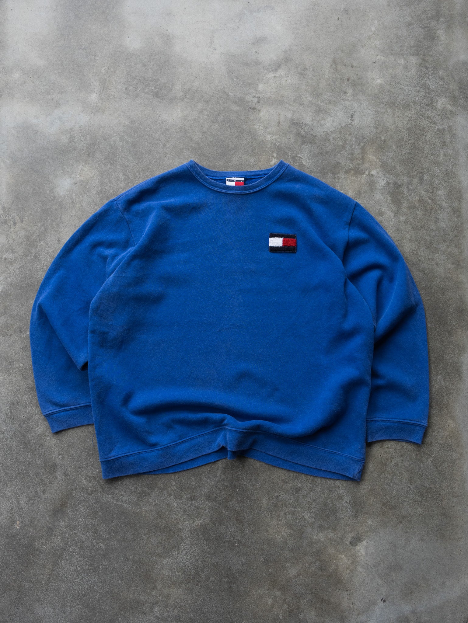 Vintage Blue Tommy Hilfiger Sweatshirt (L)