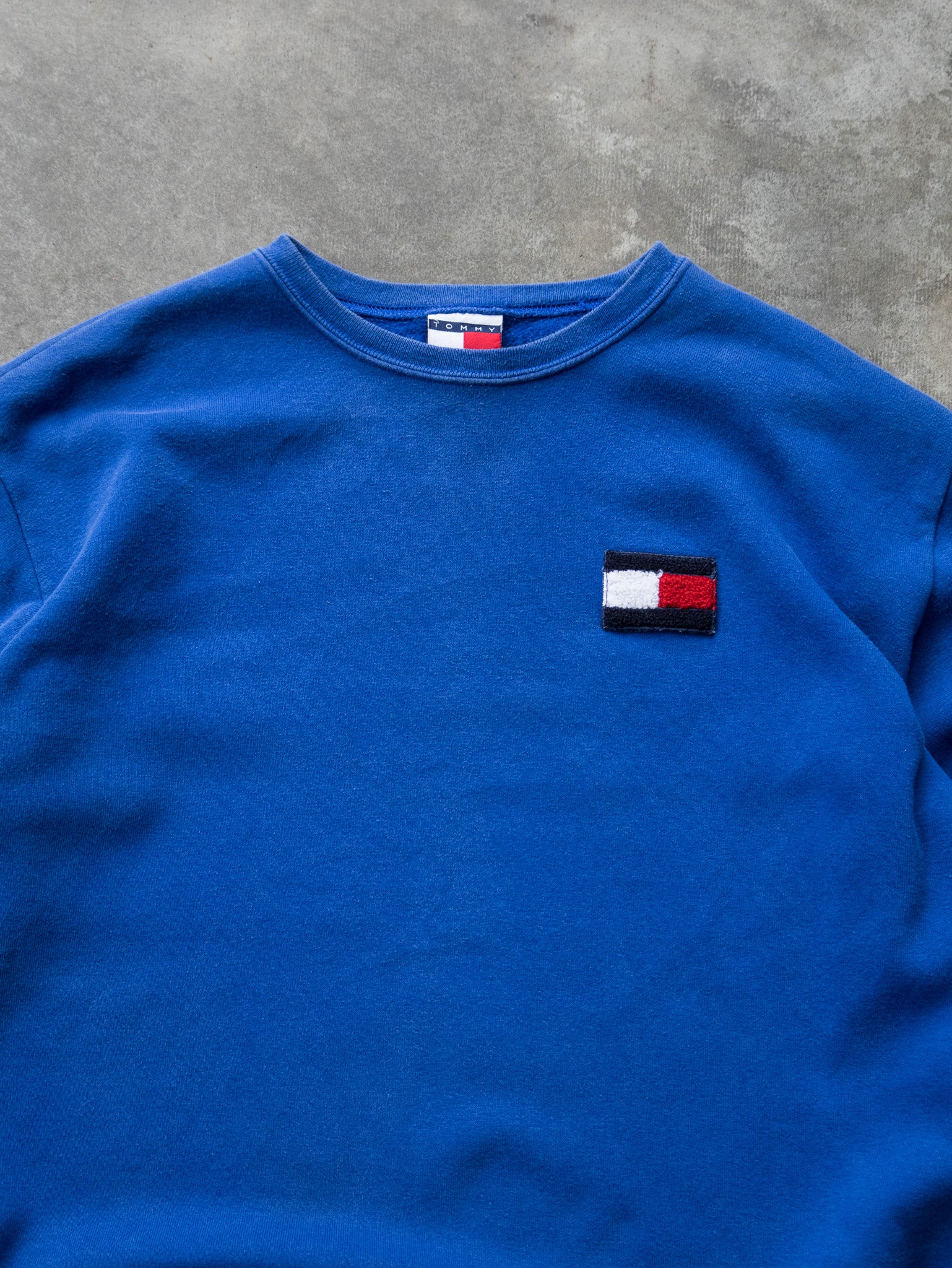 Vintage Blue Tommy Hilfiger Sweatshirt (L)