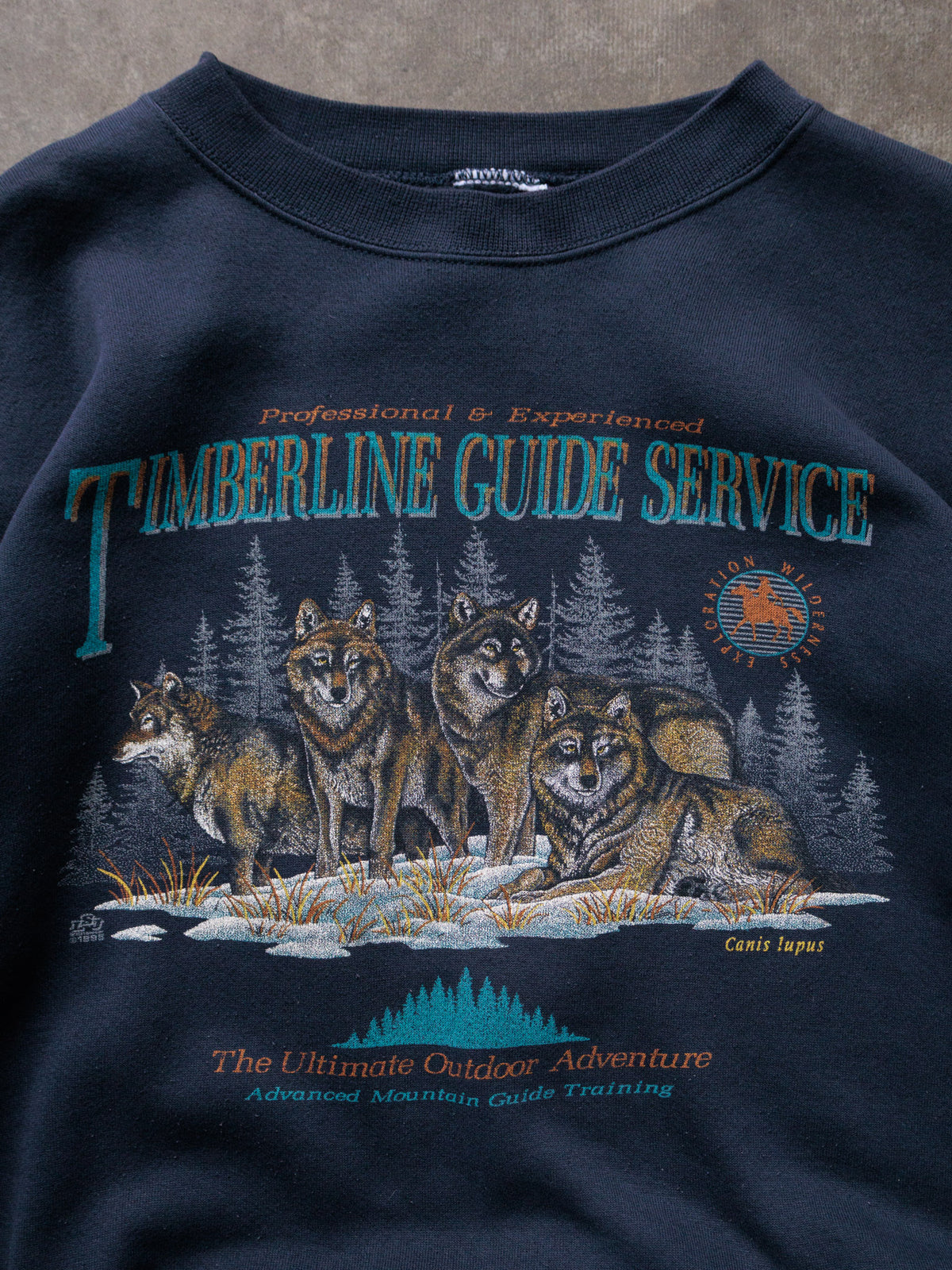 Vintage 90s Navy Timberline Guide Service Wolf Sweatshirt (-)