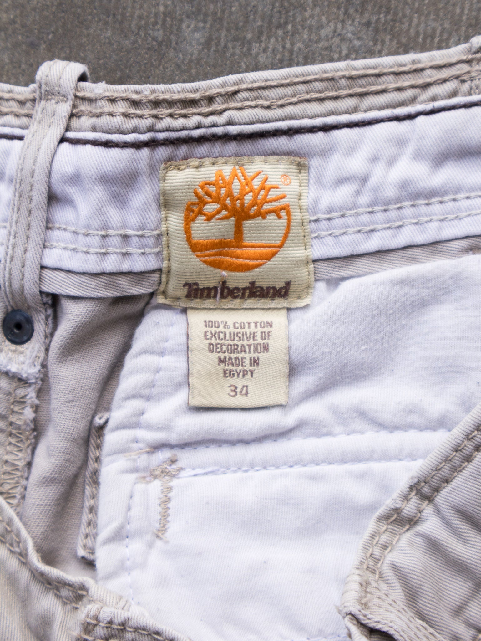 Vintage 00s Beige Timberland Cargo Shorts (W34)