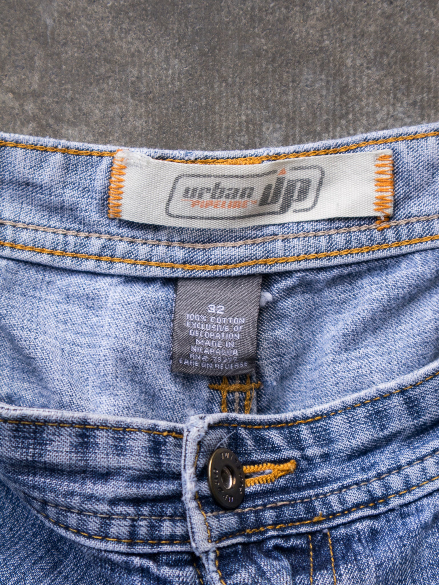 Vintage 00s Blue Urban Pipeline Carpenter Shorts (W32)