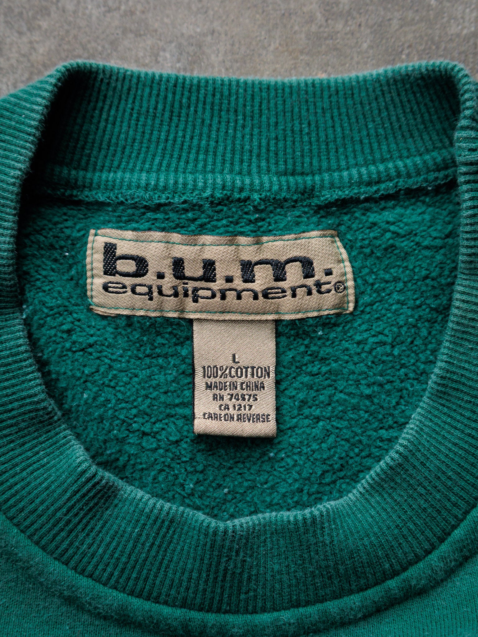 Vintage 1993 Green B.U.M. Equipment Sweatshirt (L)