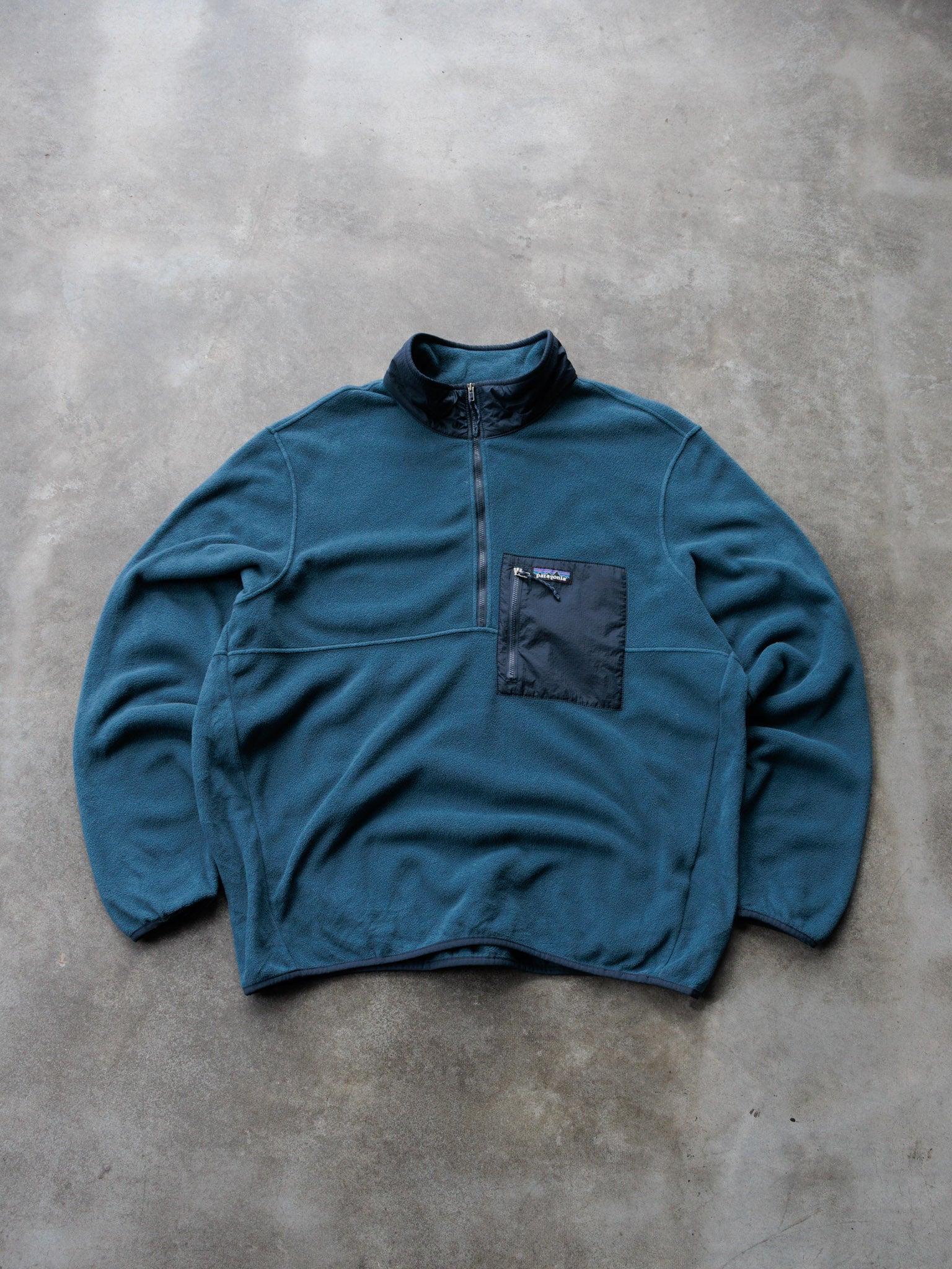 Blue Patagonia Fleece Quarter Zip (XL)