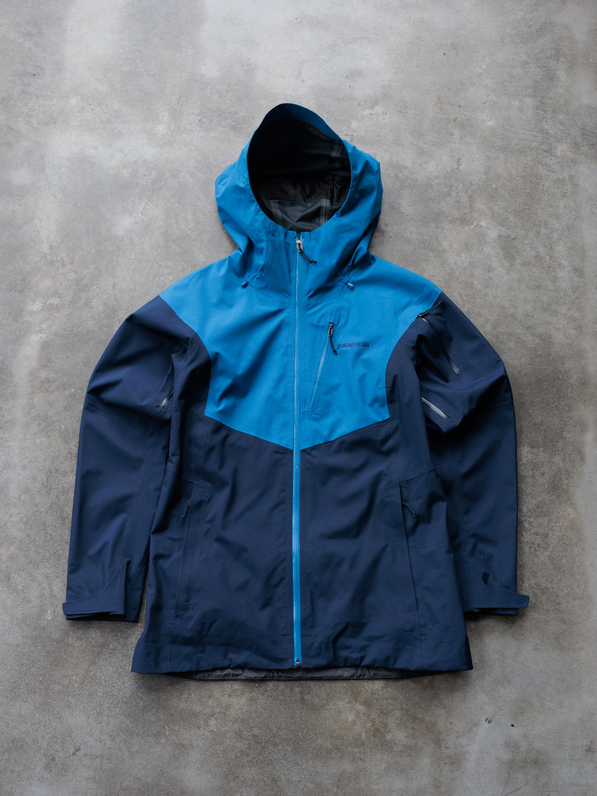Vintage Navy Patagonia Colourblock Jacket (Women's M)