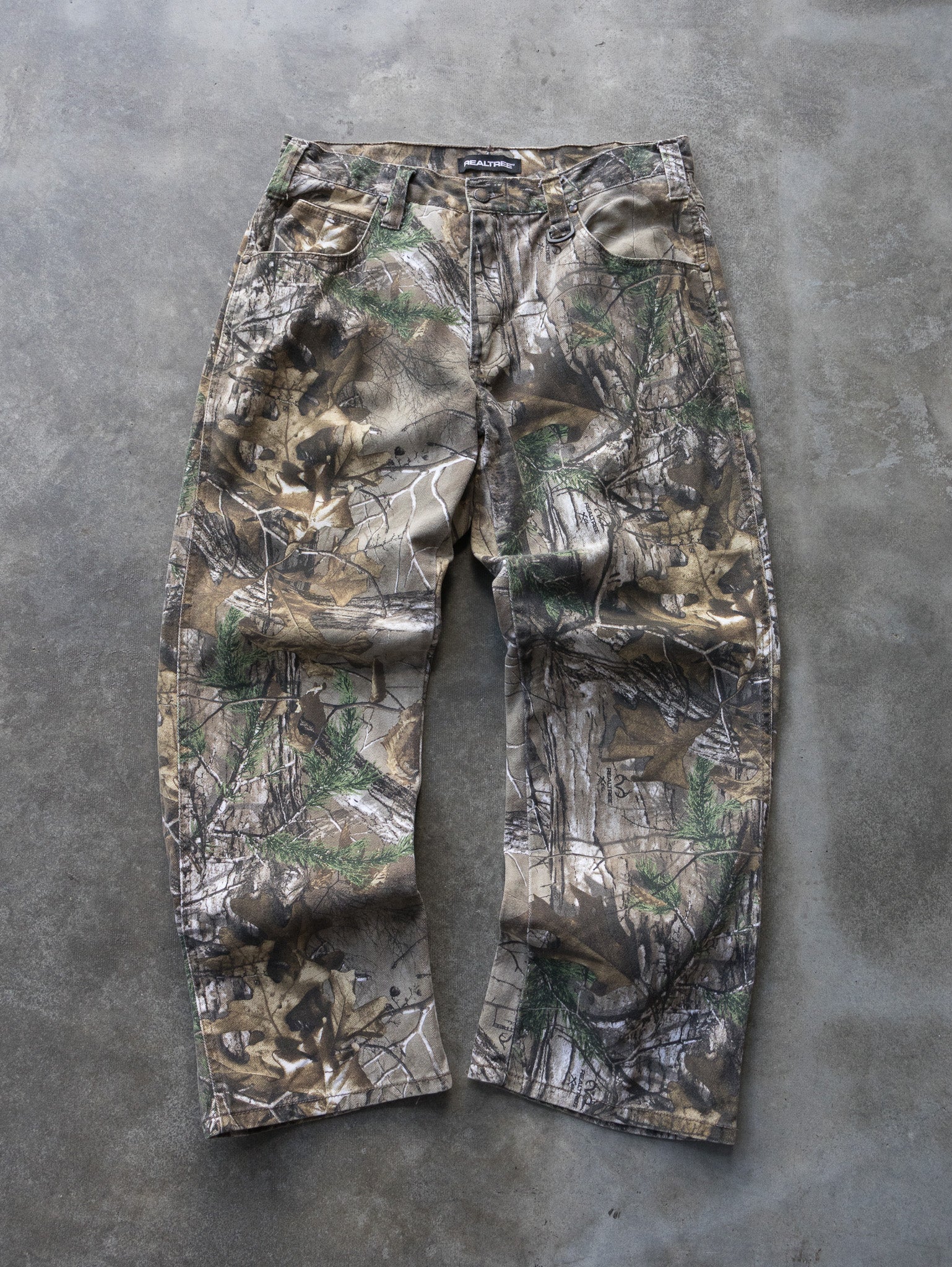 Vintage Realtree Camo Pants (W34)