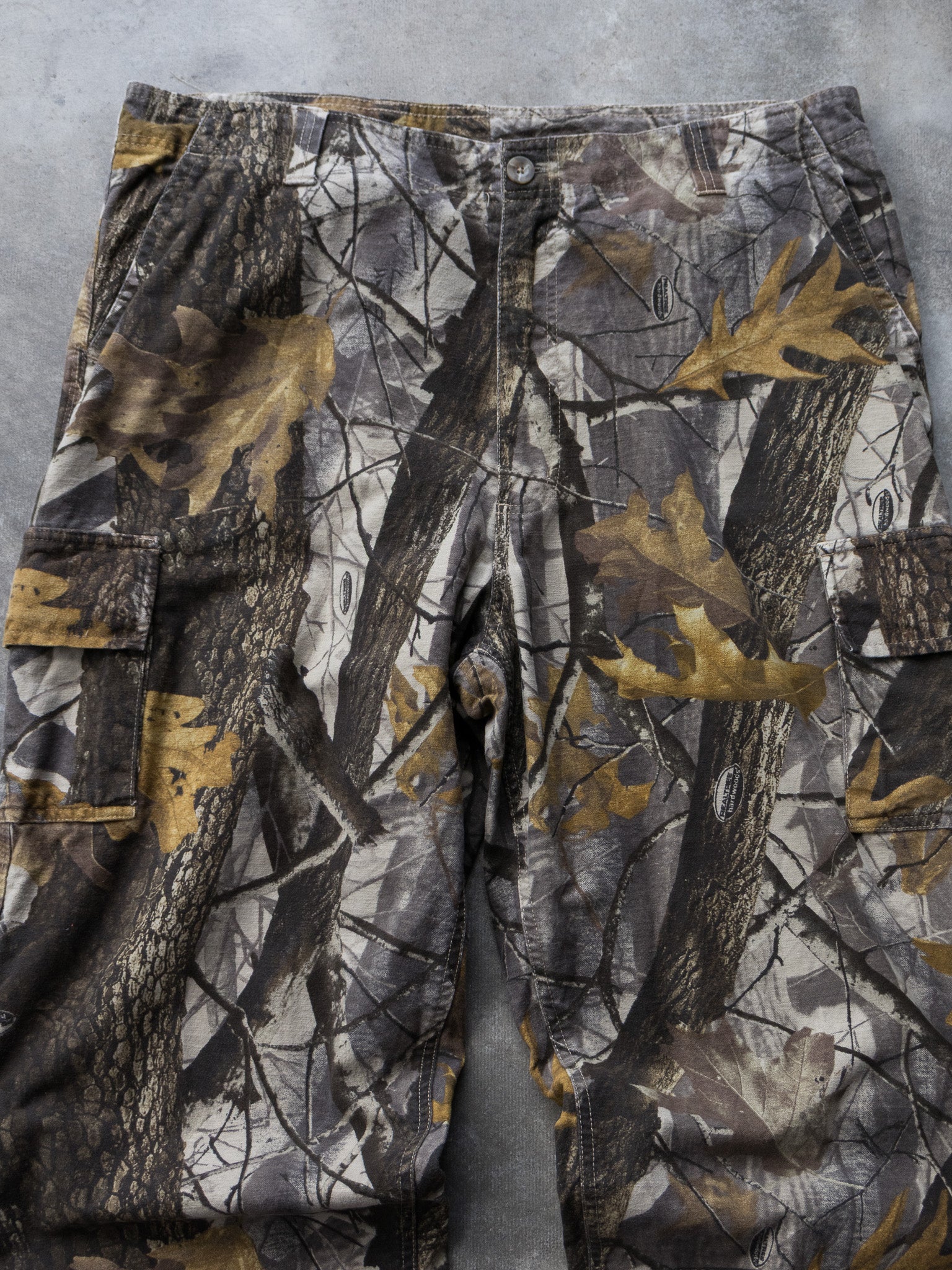 Vintage Winchester Camo Cargo Pants (XL)