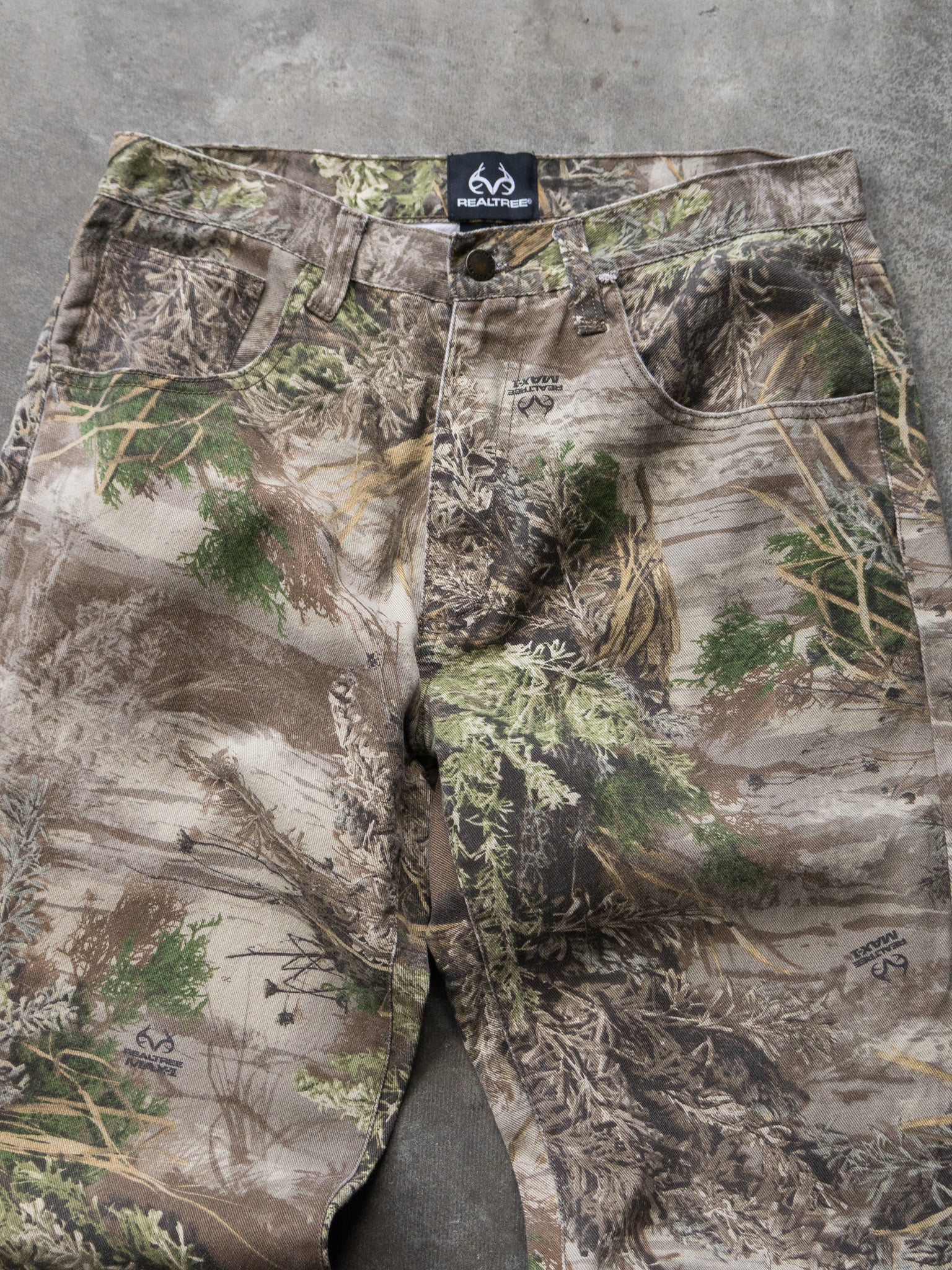 Vintage Realtree Camo Pants (W32)