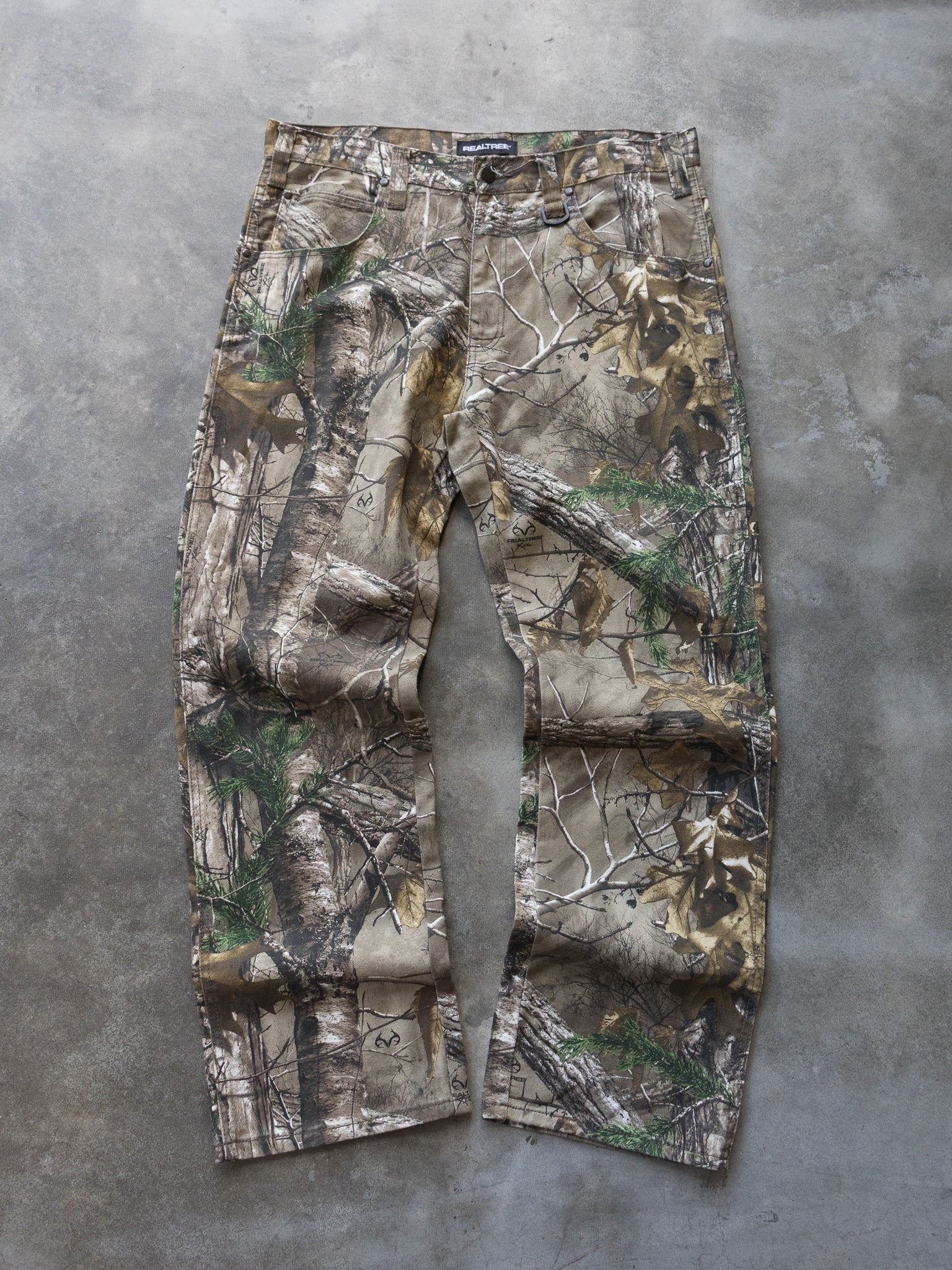 Vintage Realtree Camo Pants (W34)