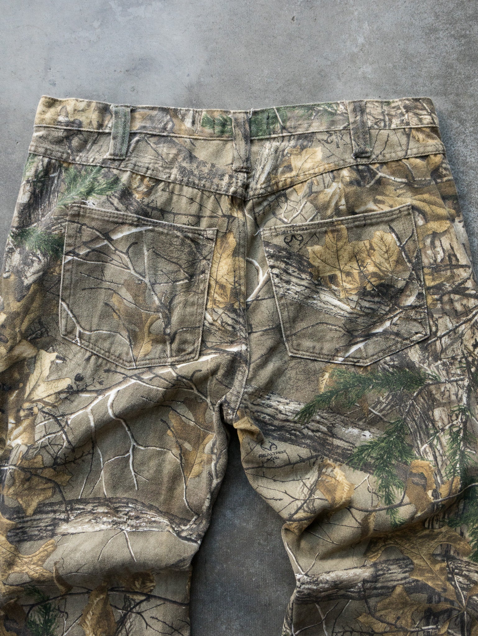 Vintage Realtree Camo Pants (W36)