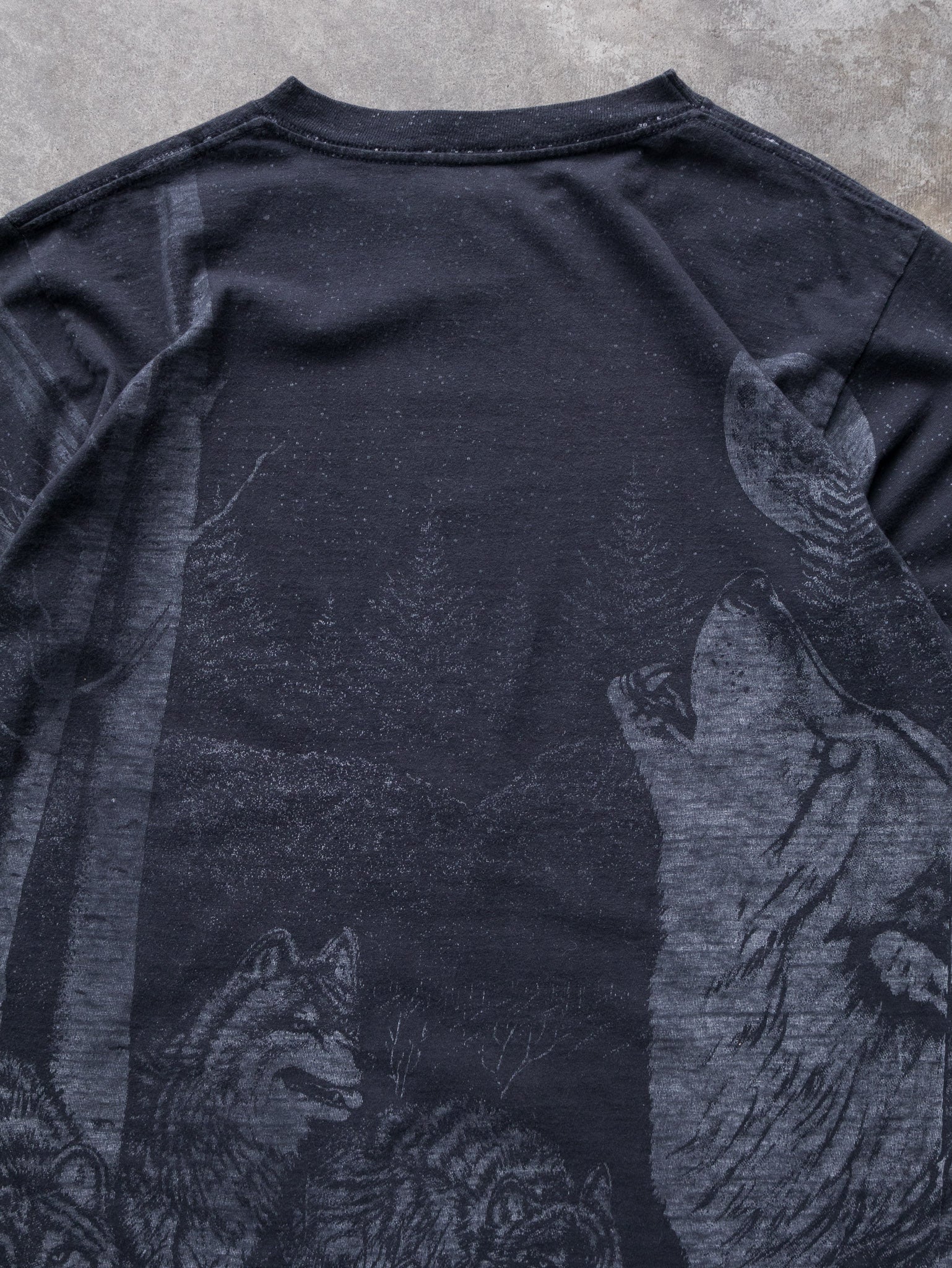 Vintage 90s Grey Wolf All Over Print Tee (L)