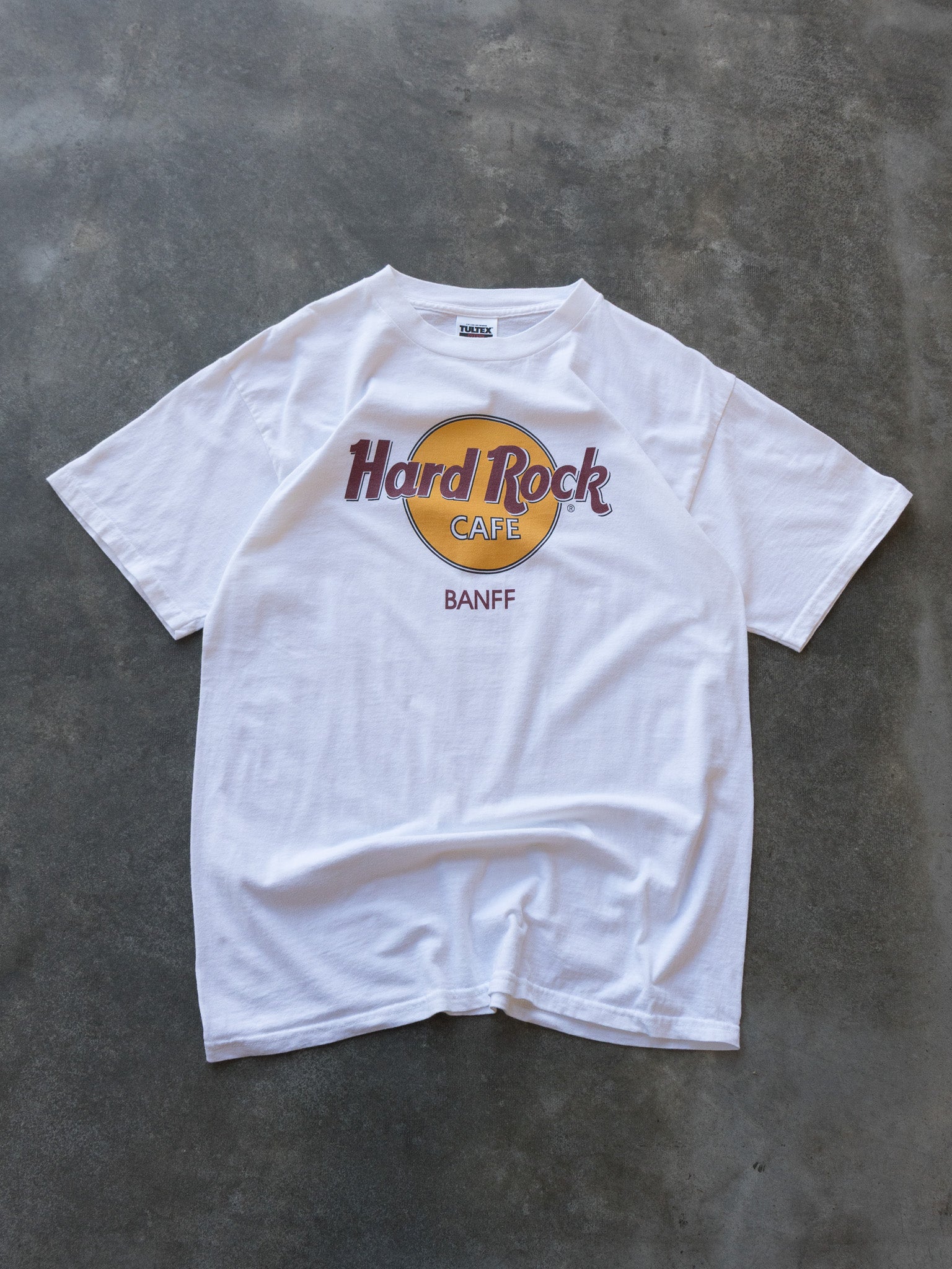 Vintage White Hard Rock Cafe Banff Tee (L)