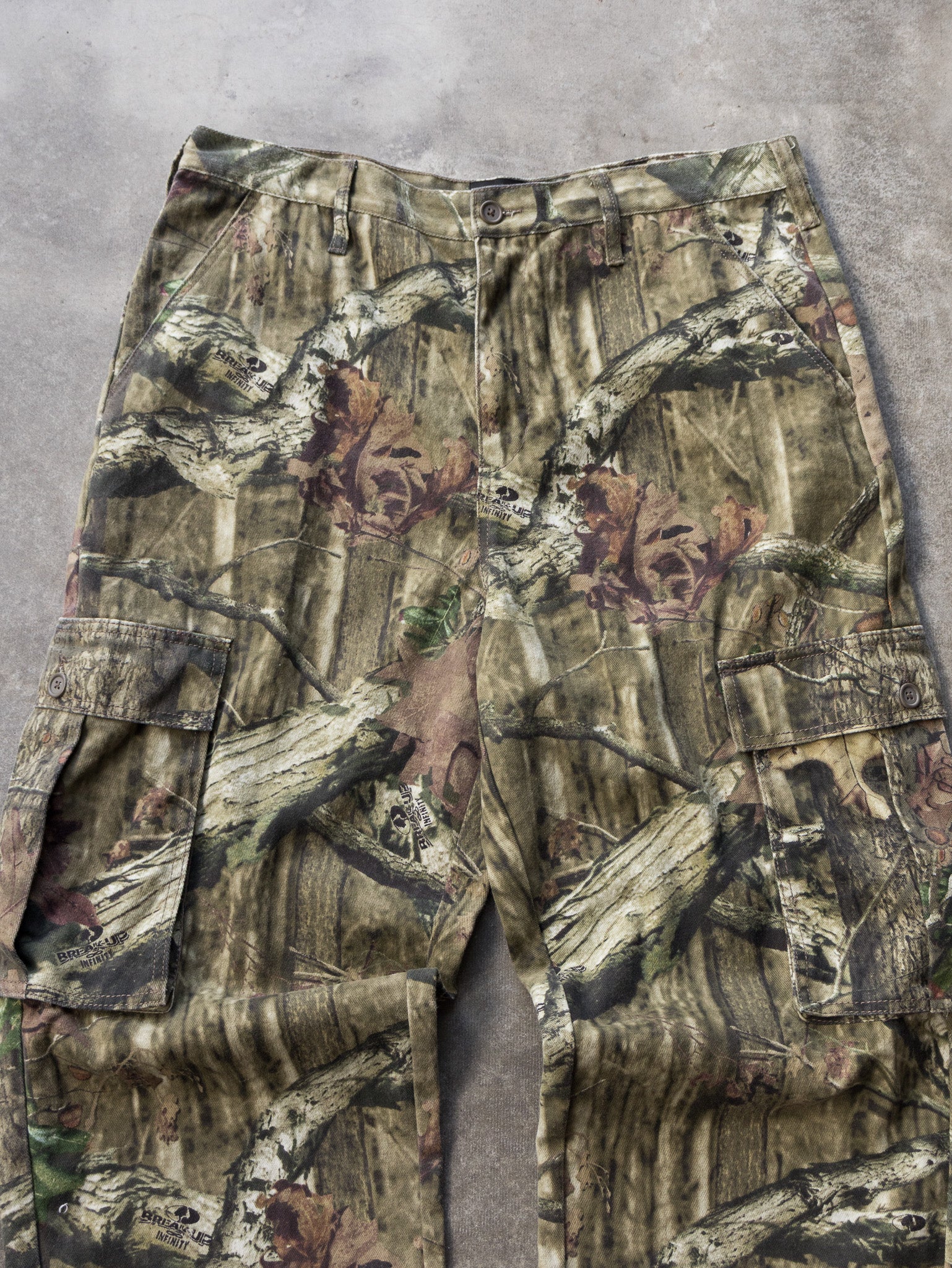 Vintage Mossy Oak Camo Cargo Pants (W36–38)