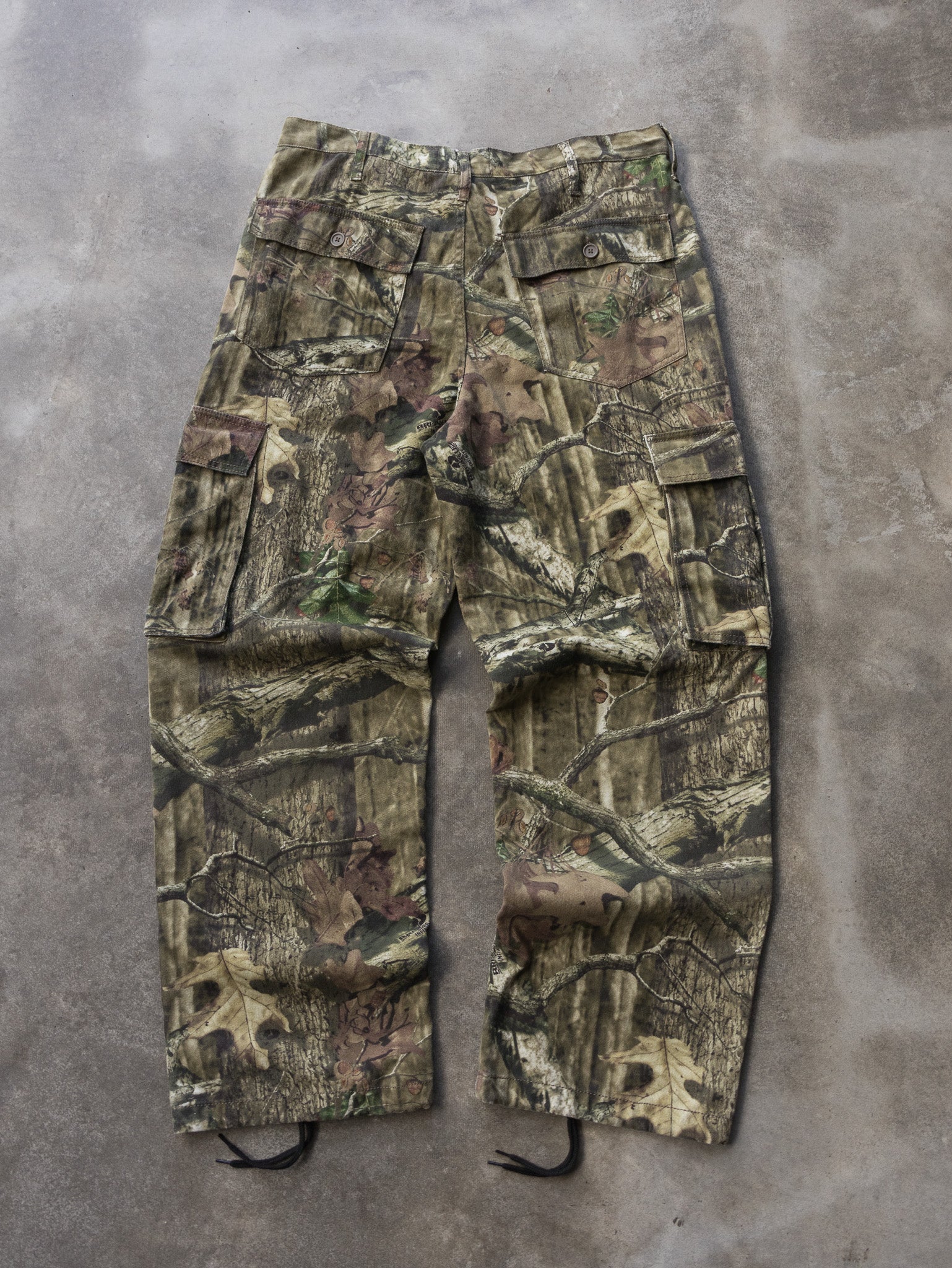 Vintage Mossy Oak Camo Cargo Pants (W36–38)